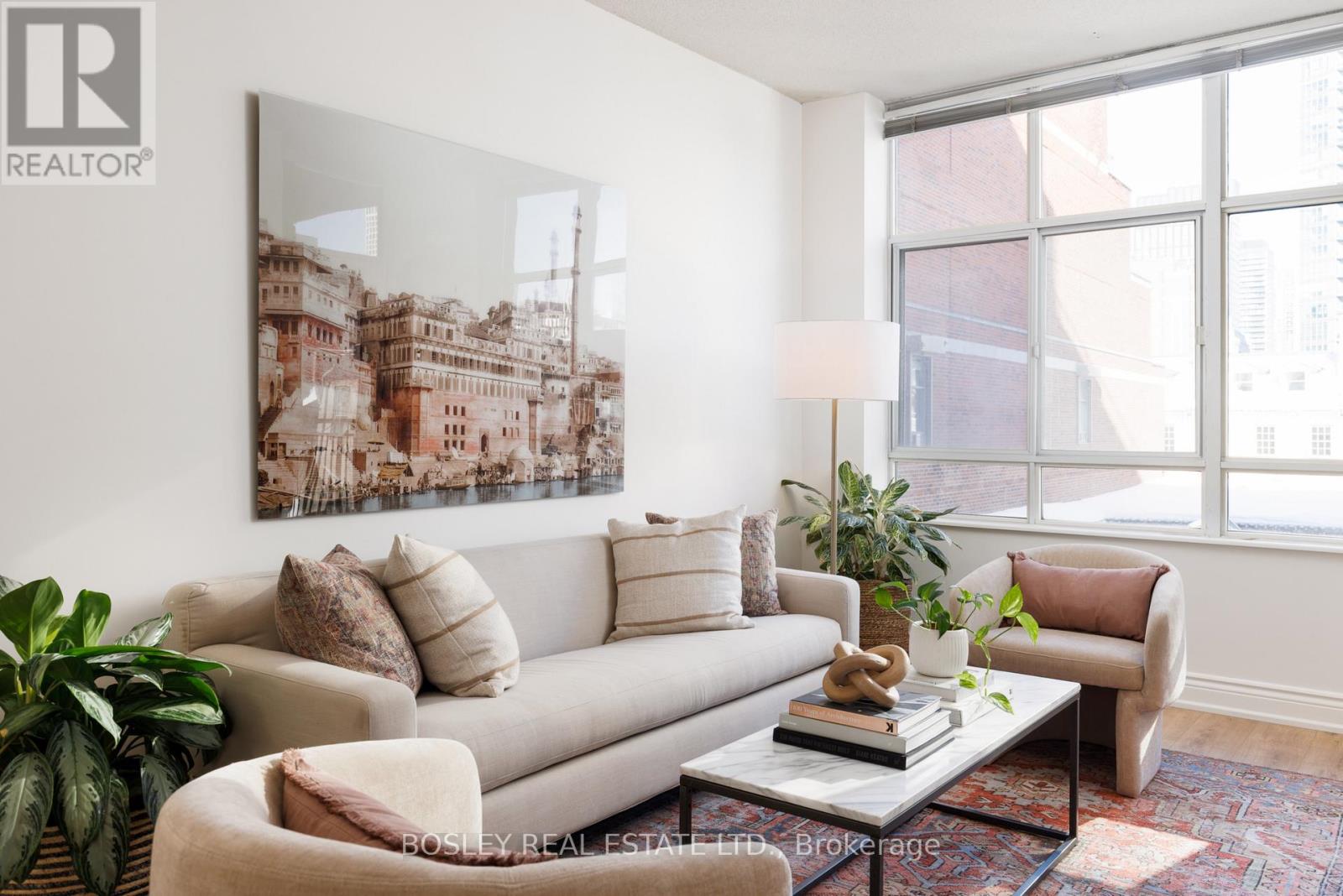 505 - 39 Jarvis Street, Toronto, Ontario M5E 1Z5 - Photo 2 - C12918534