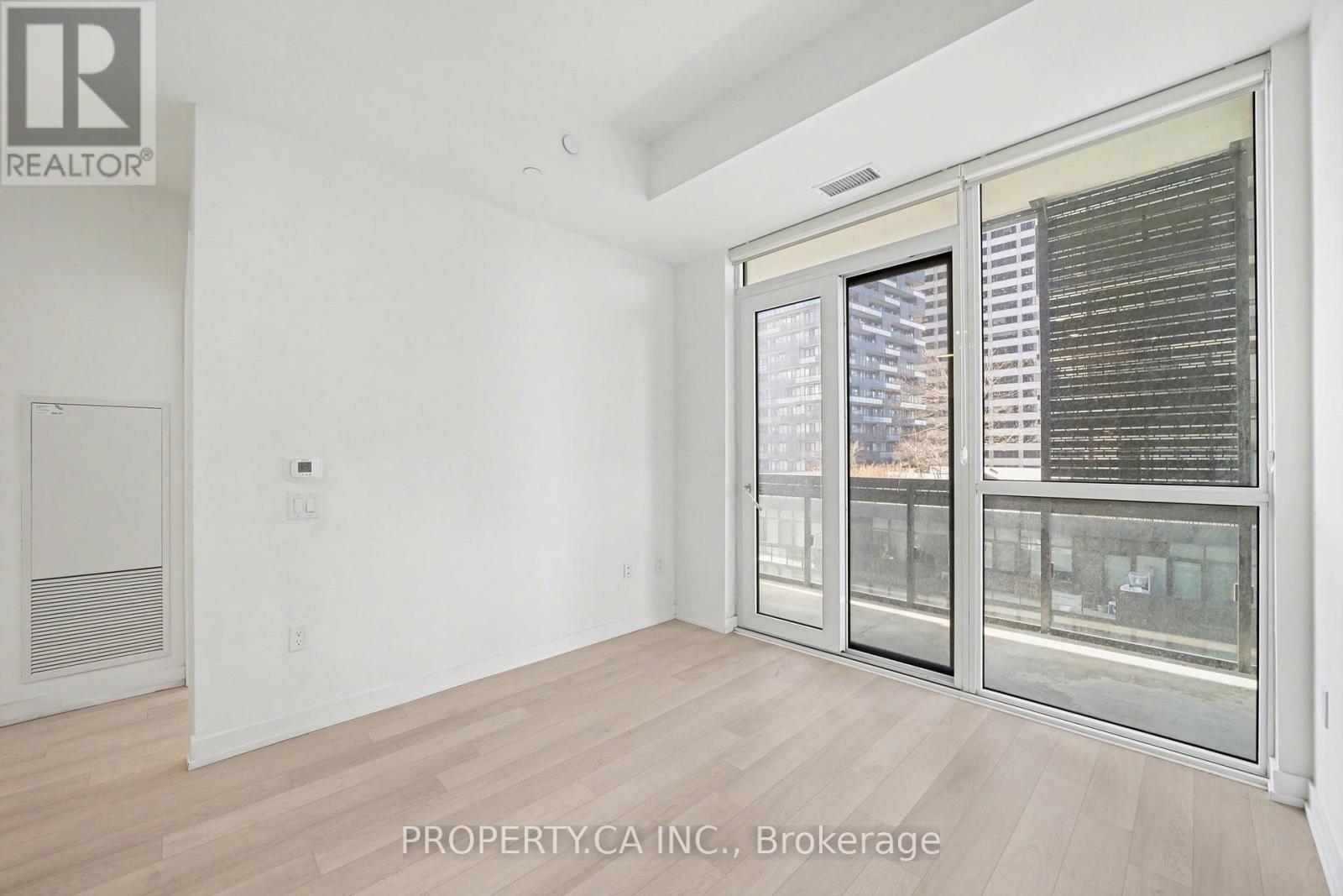 1206 - 39 Roehampton Avenue, Toronto, Ontario  M4P 0G1 - Photo 7 - C12918692