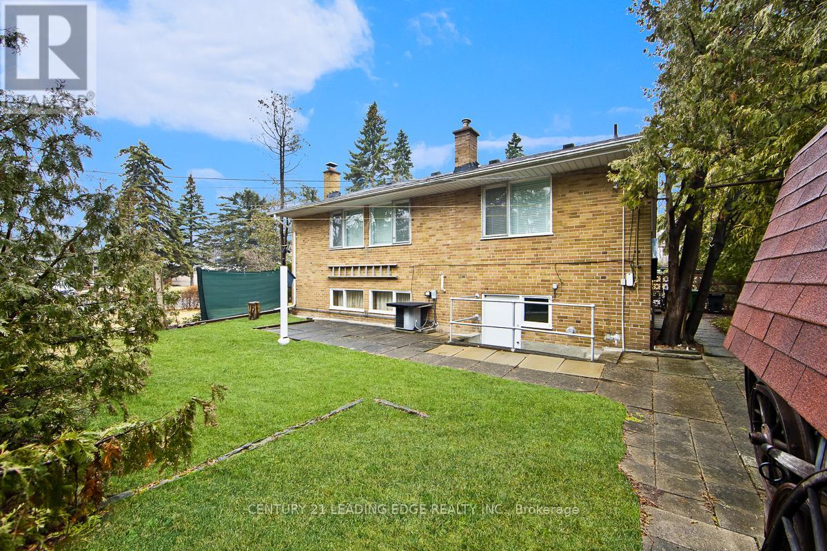1 Bradgate Road, Toronto (Banbury-Don Mills), Ontario  M3B 1J6 - Photo 25 - C12918702