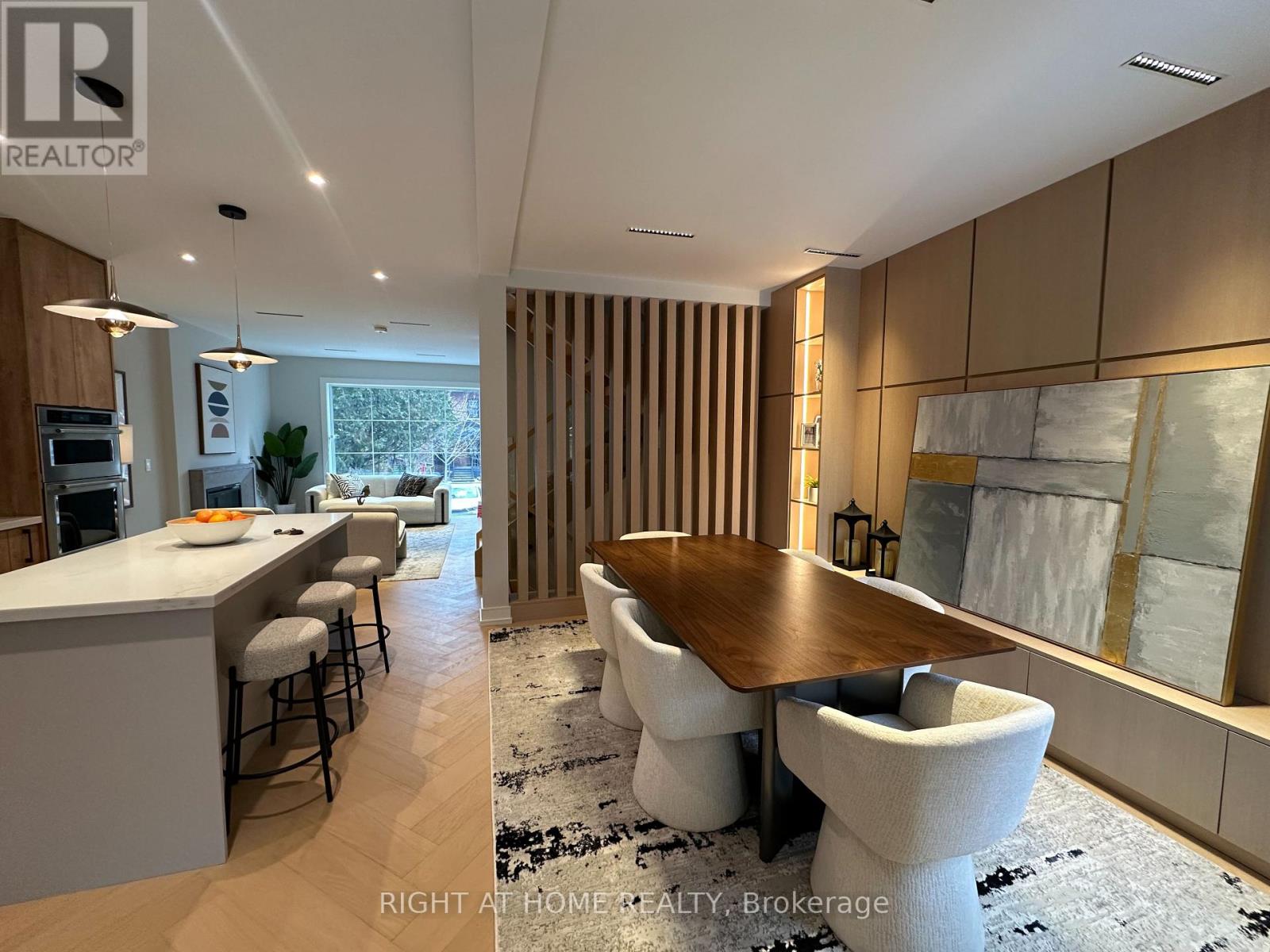 98 Dixon Avenue, Toronto, Ontario  M4L 1N7 - Photo 8 - E12918542