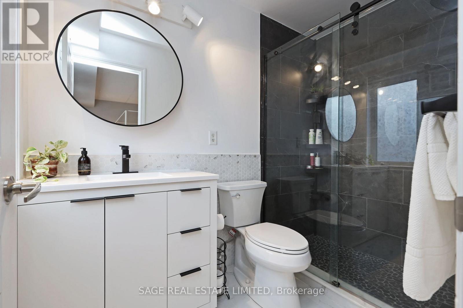 23 Ferguson Street, Toronto (Clairlea-Birchmount), Ontario  M1L 0C2 - Photo 30 - E12918664