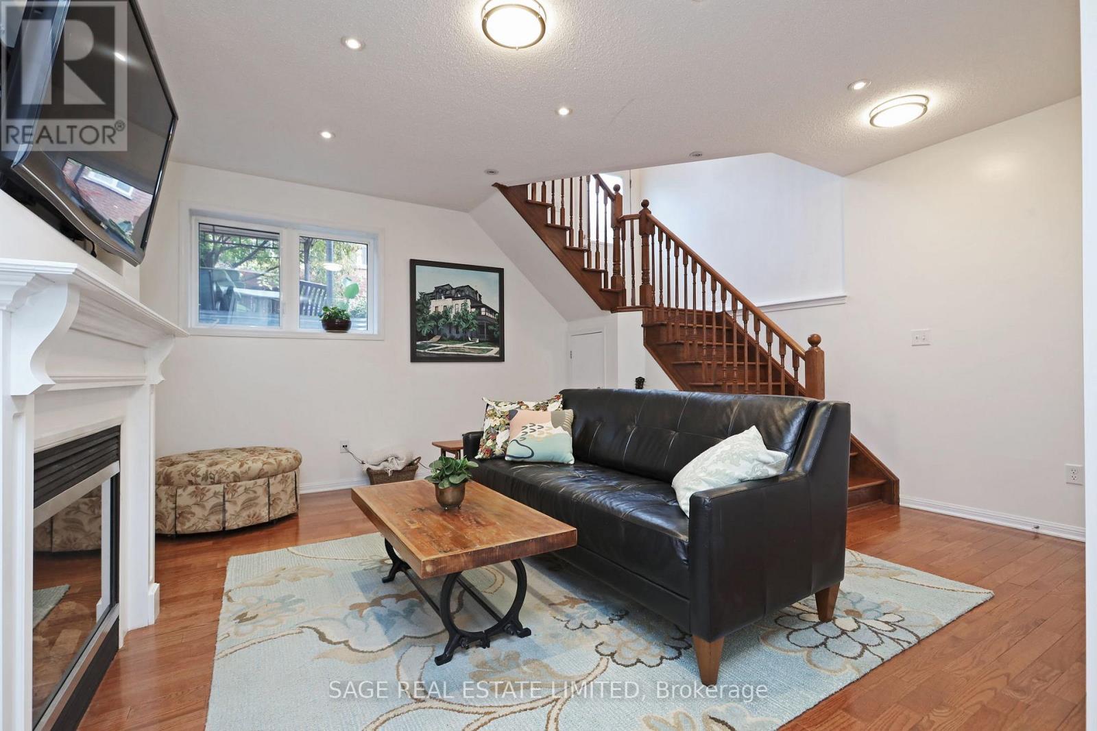 23 Ferguson Street, Toronto (Clairlea-Birchmount), Ontario  M1L 0C2 - Photo 37 - E12918664