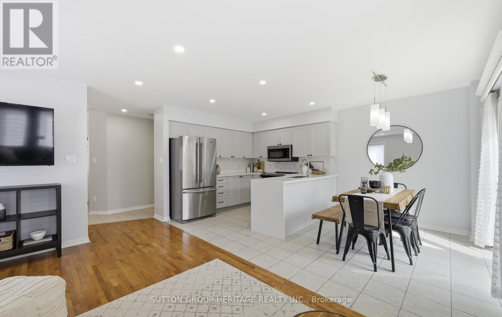 76 Regency Crescent, Whitby, Ontario  L1N 7V2 - Photo 7 - E12918682