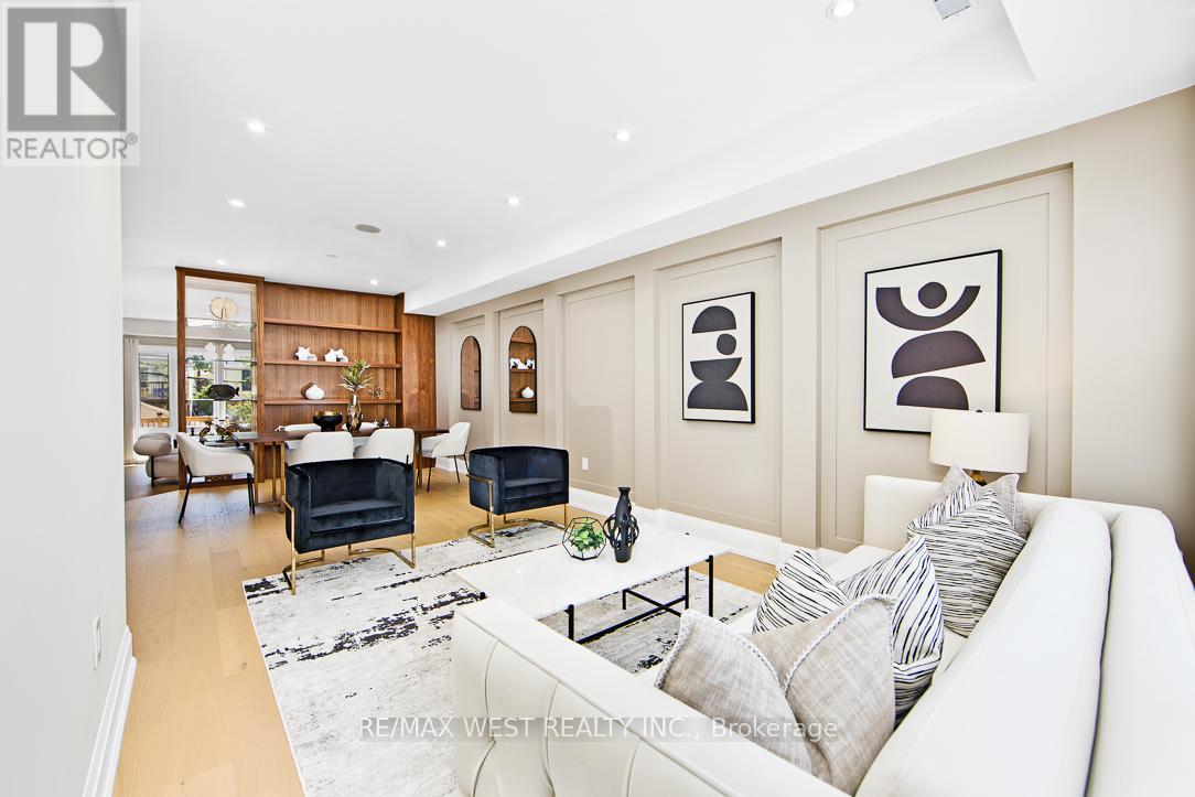 175 Floyd Avenue, Toronto, Ontario  M4J 2H9 - Photo 11 - E12918700