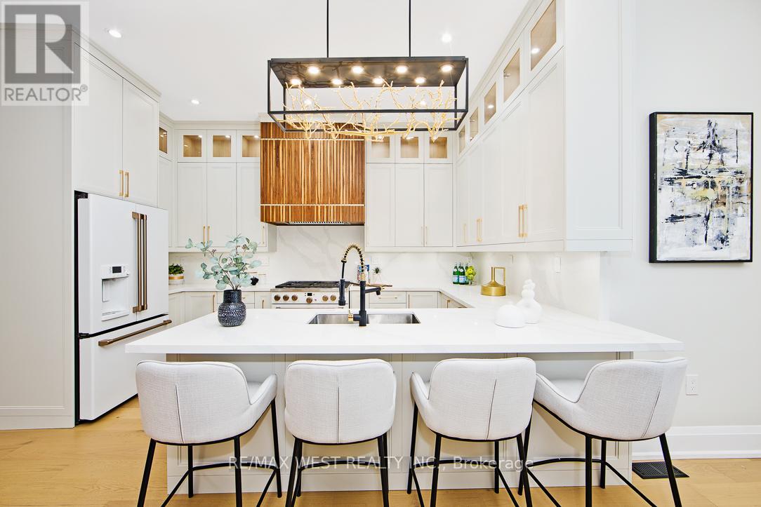 175 Floyd Avenue, Toronto, Ontario  M4J 2H9 - Photo 16 - E12918700