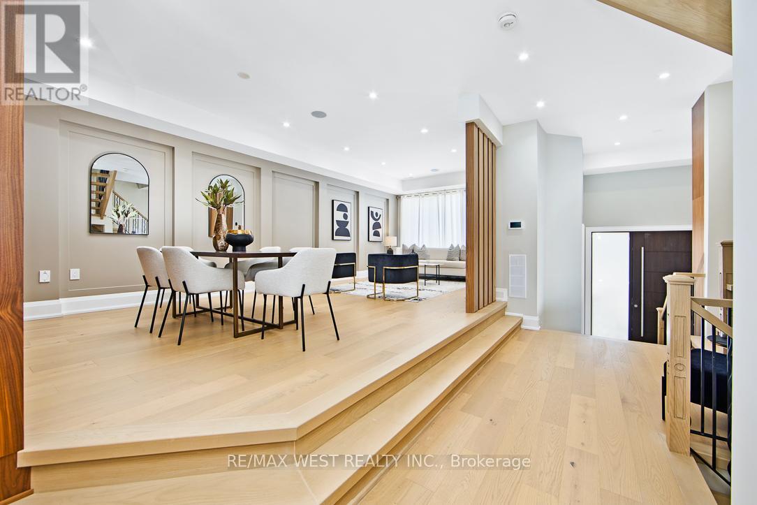 175 Floyd Avenue, Toronto, Ontario  M4J 2H9 - Photo 7 - E12918700