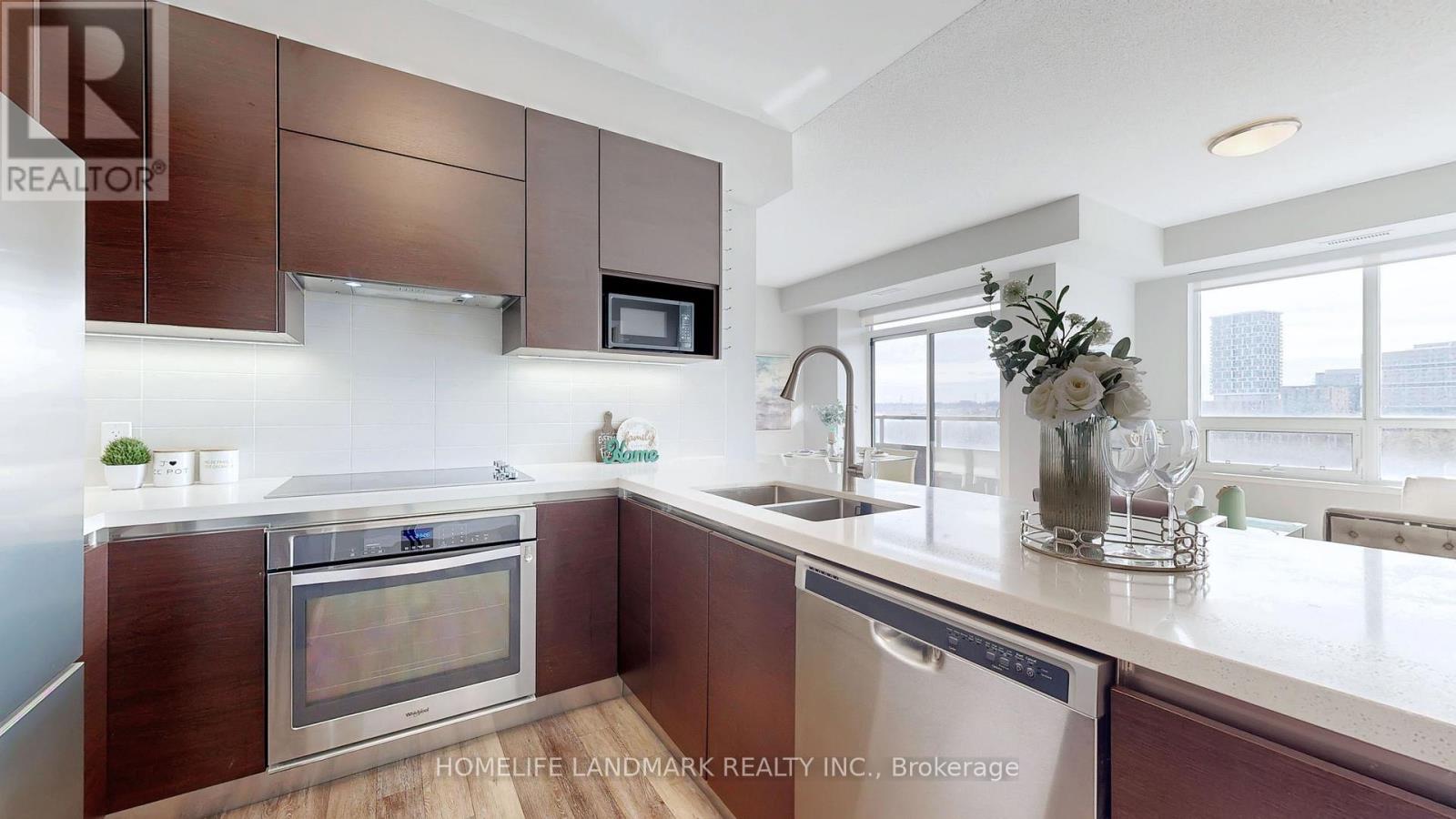 712 - 15 Water Walk Drive, Markham, Ontario L6G 0G2 - Photo 16 - N12918532