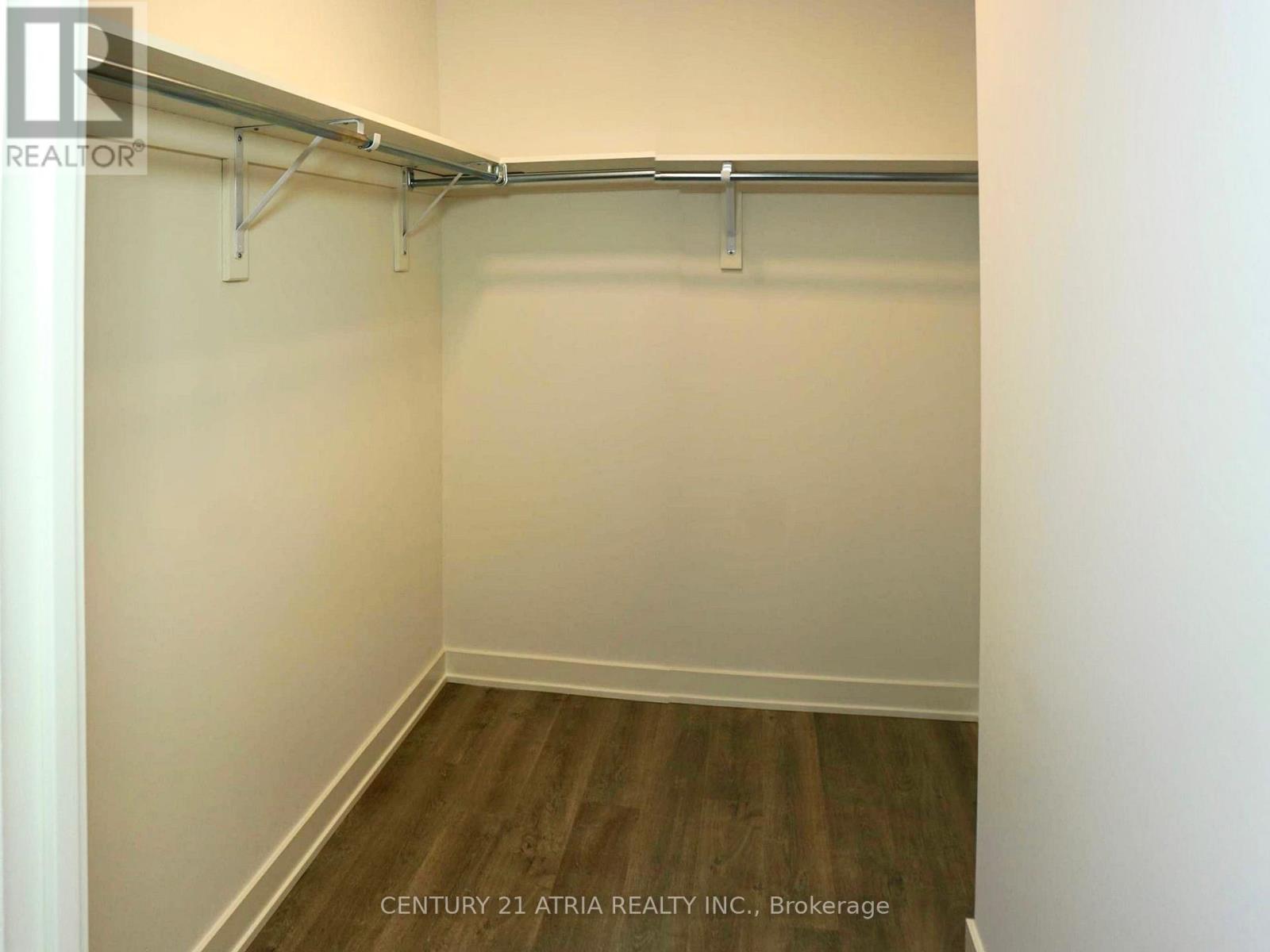 619a - 30 Upper Mall Way, Vaughan, Ontario  L4J 0L7 - Photo 5 - N12918556