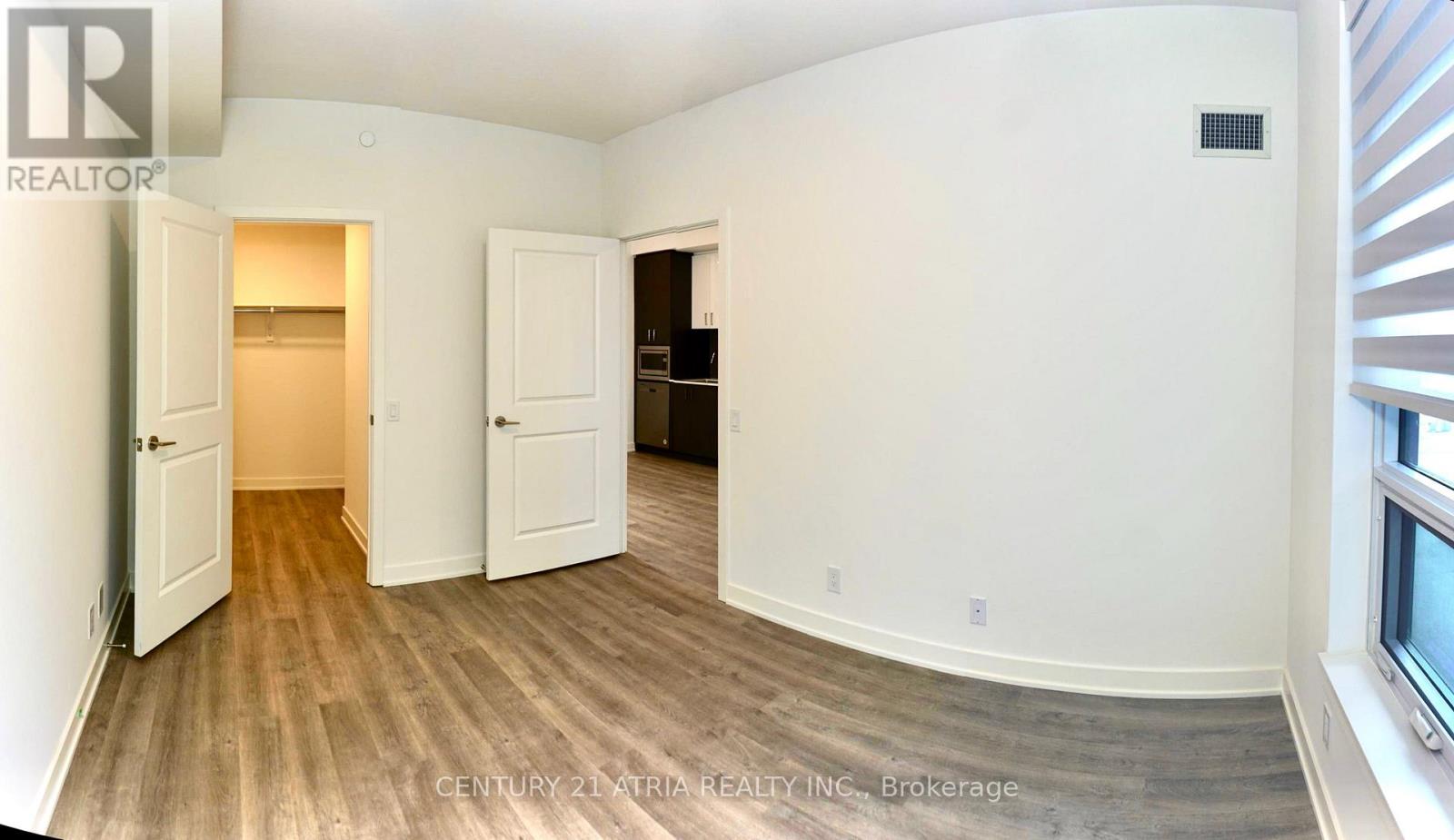 619a - 30 Upper Mall Way, Vaughan, Ontario  L4J 0L7 - Photo 6 - N12918556