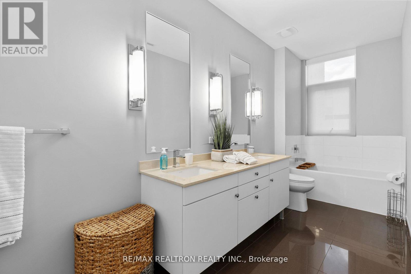 3717 Mangusta Court, Innisfil, Ontario  L9S 0L5 - Photo 16 - N12918570