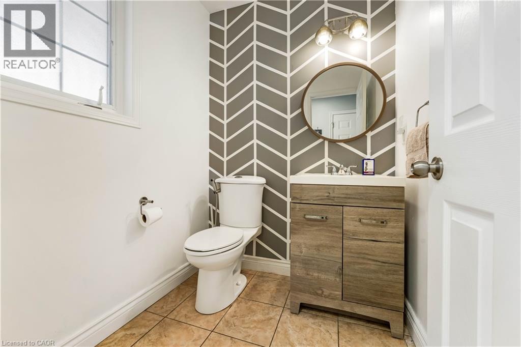 160 Prosperity Drive, Kitchener, Ontario  N2E 4E5 - Photo 12 - 40806401