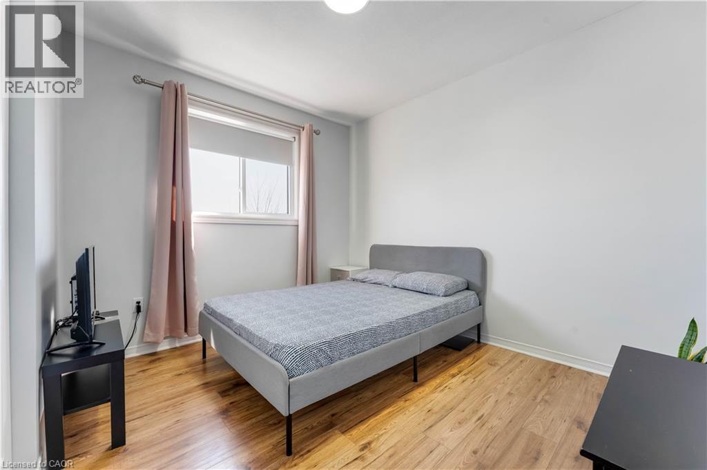 160 Prosperity Drive, Kitchener, Ontario  N2E 4E5 - Photo 23 - 40806401