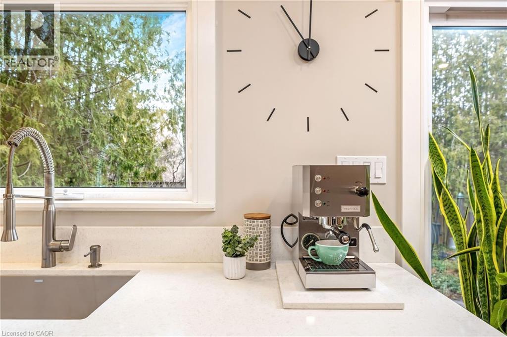 517 Farmstead Drive, Milton, Ontario  L9T 4N7 - Photo 12 - 40814187