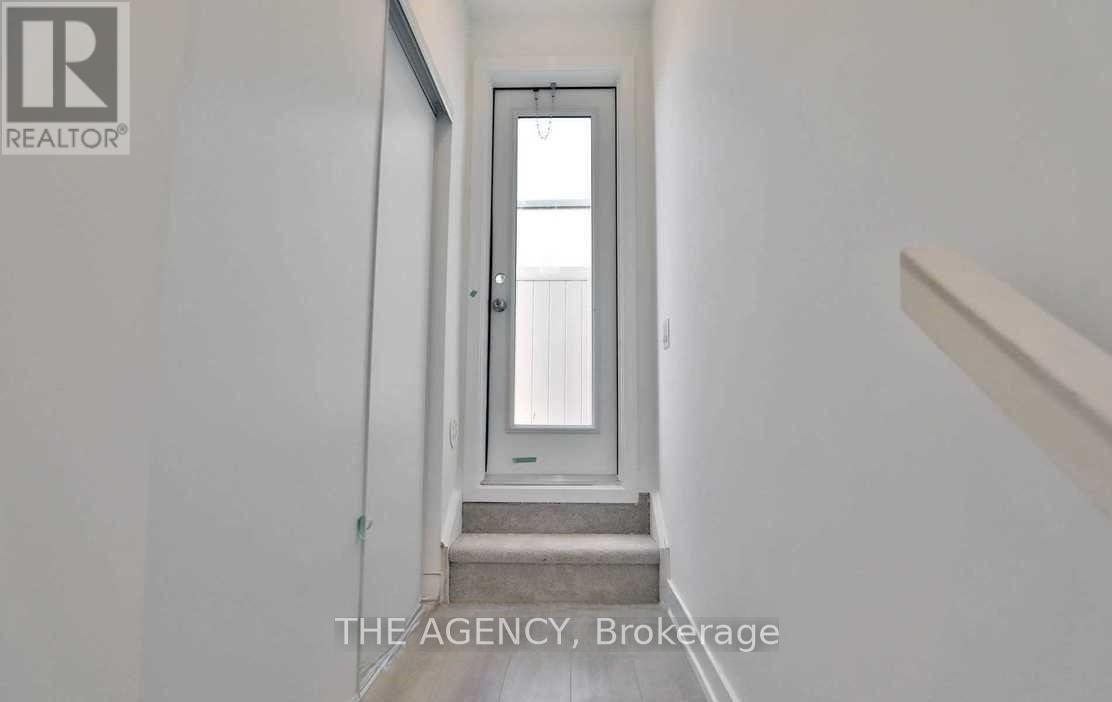 310 - 3058 Sixth Line, Oakville, Ontario  L6H 6C5 - Photo 9 - W12807898