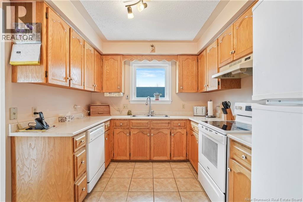 34 Huron Avenue, Fredericton, New Brunswick  E3A 1J7 - Photo 11 - NB134752