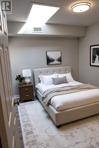 1657 Weston Road, Toronto (Weston), Ontario  M9N 1V2 - Photo 3 - W12918536