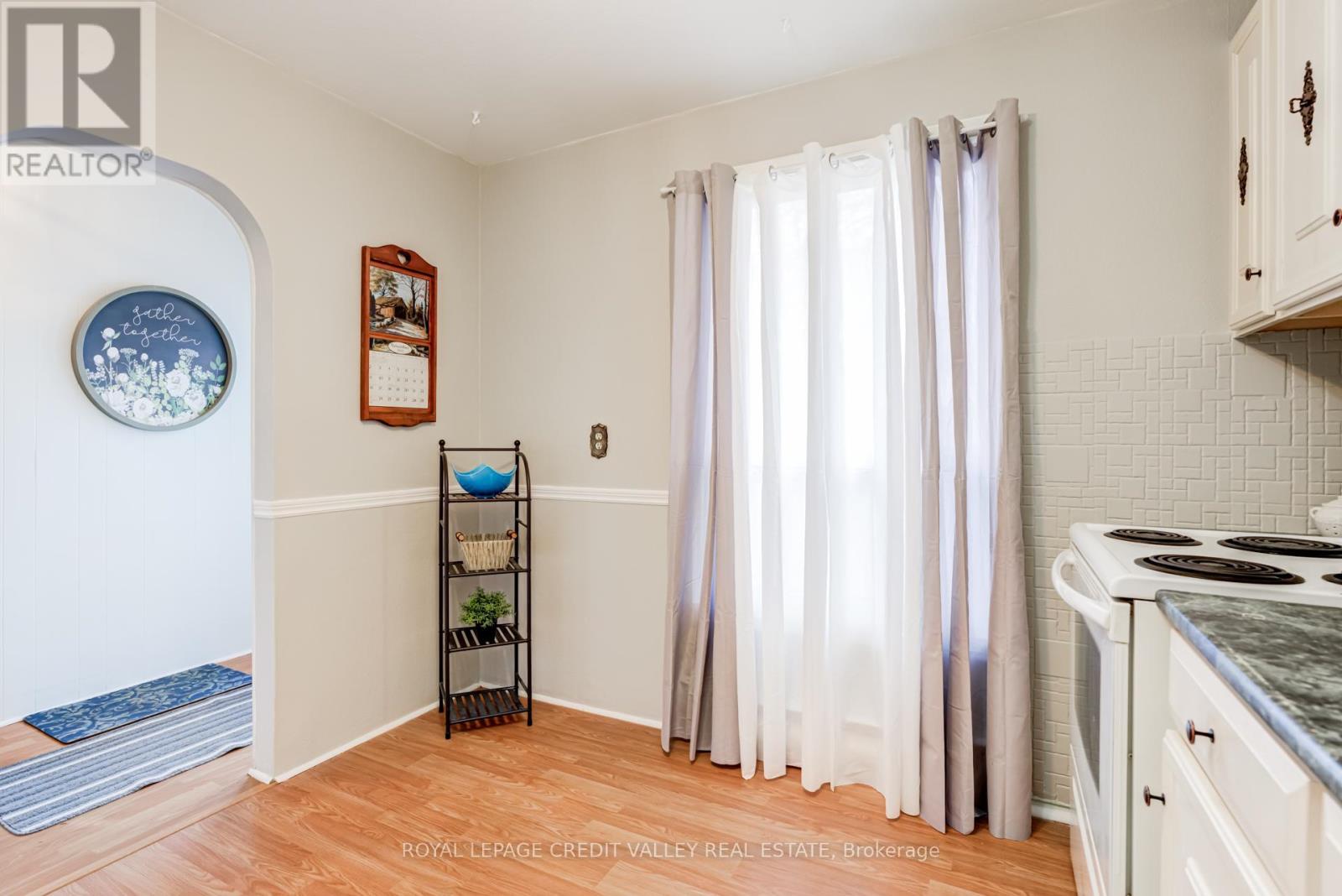 97 Kingham Road, Halton Hills, Ontario  L7J 1S3 - Photo 12 - W12918560