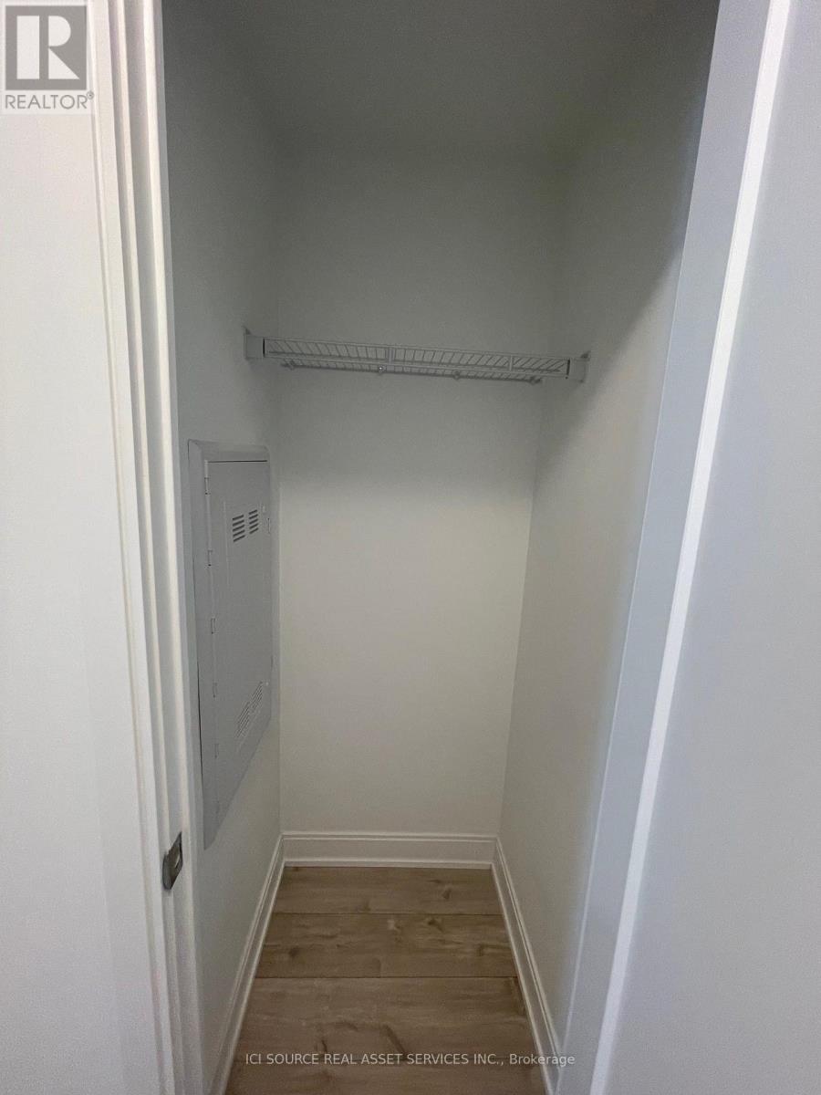 305 - 65 Annie Craig Drive, Toronto, Ontario  M8V 0G3 - Photo 11 - W12918576