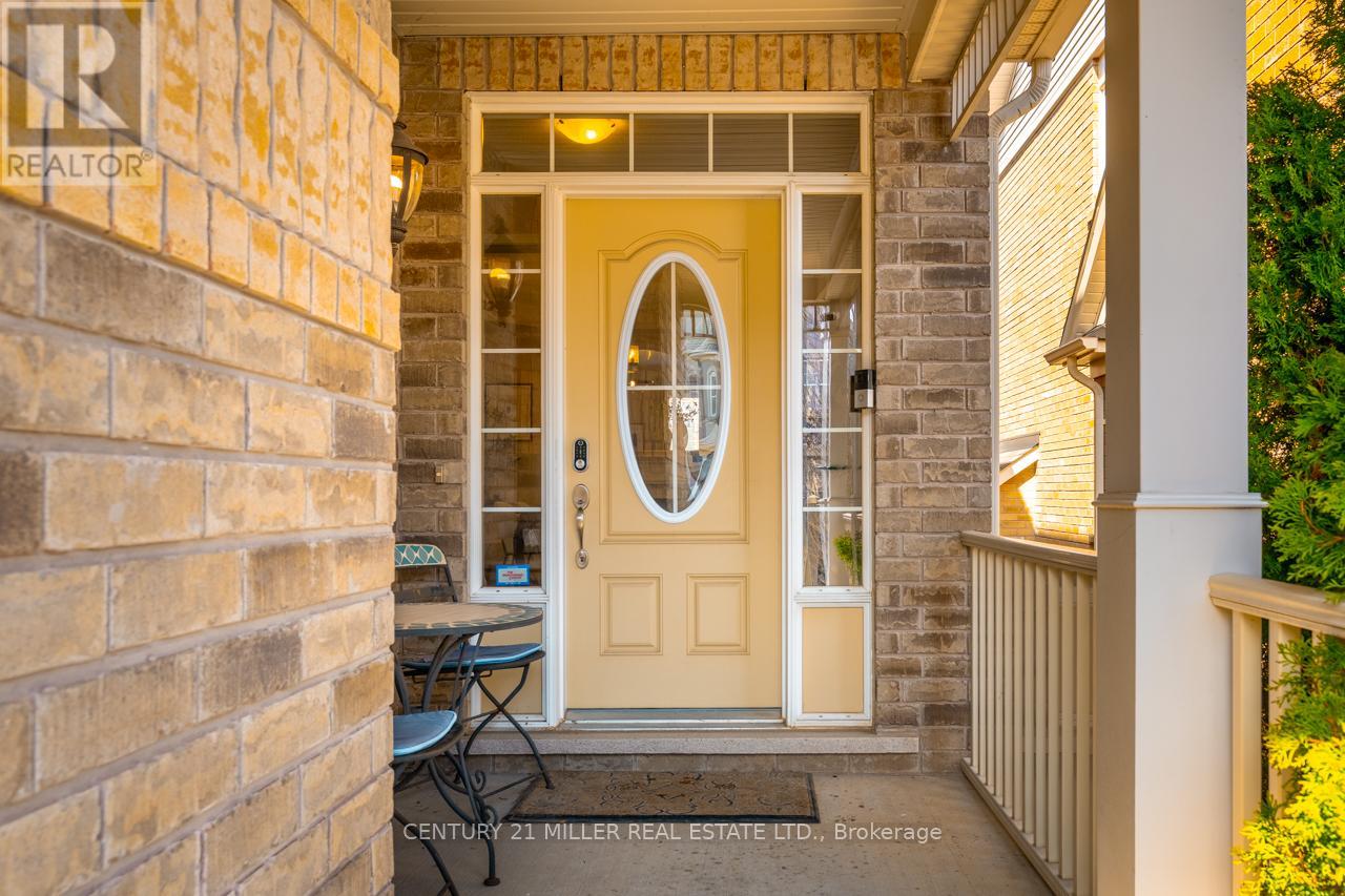 468 Coombs Court, Milton, Ontario  L9T 7N5 - Photo 4 - W12918584