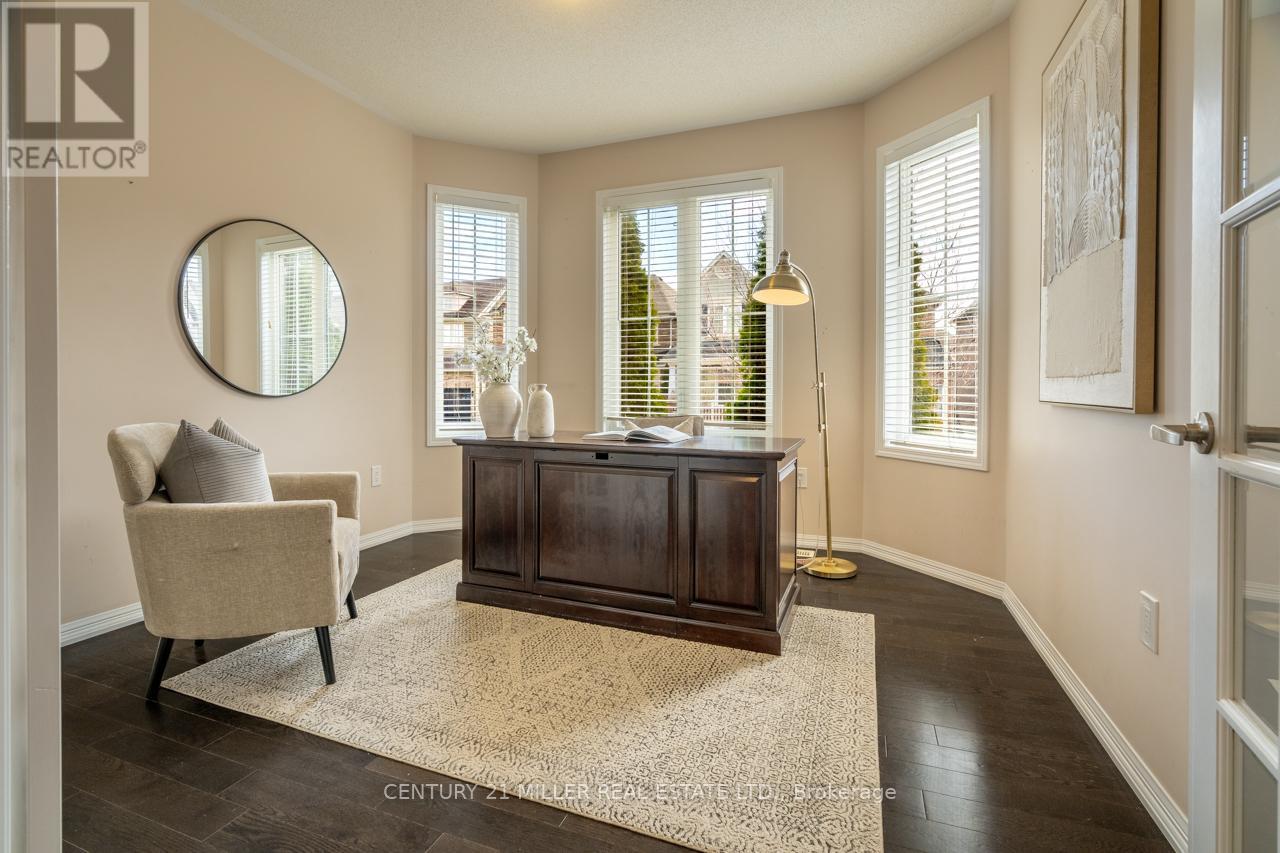 468 Coombs Court, Milton, Ontario  L9T 7N5 - Photo 6 - W12918584