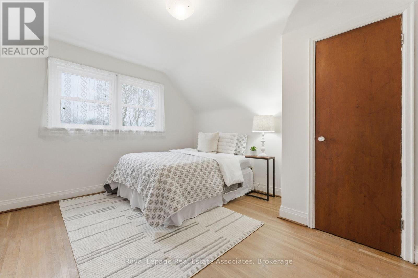 68 Gair Drive, Toronto, Ontario  M8W 4P8 - Photo 14 - W12918608