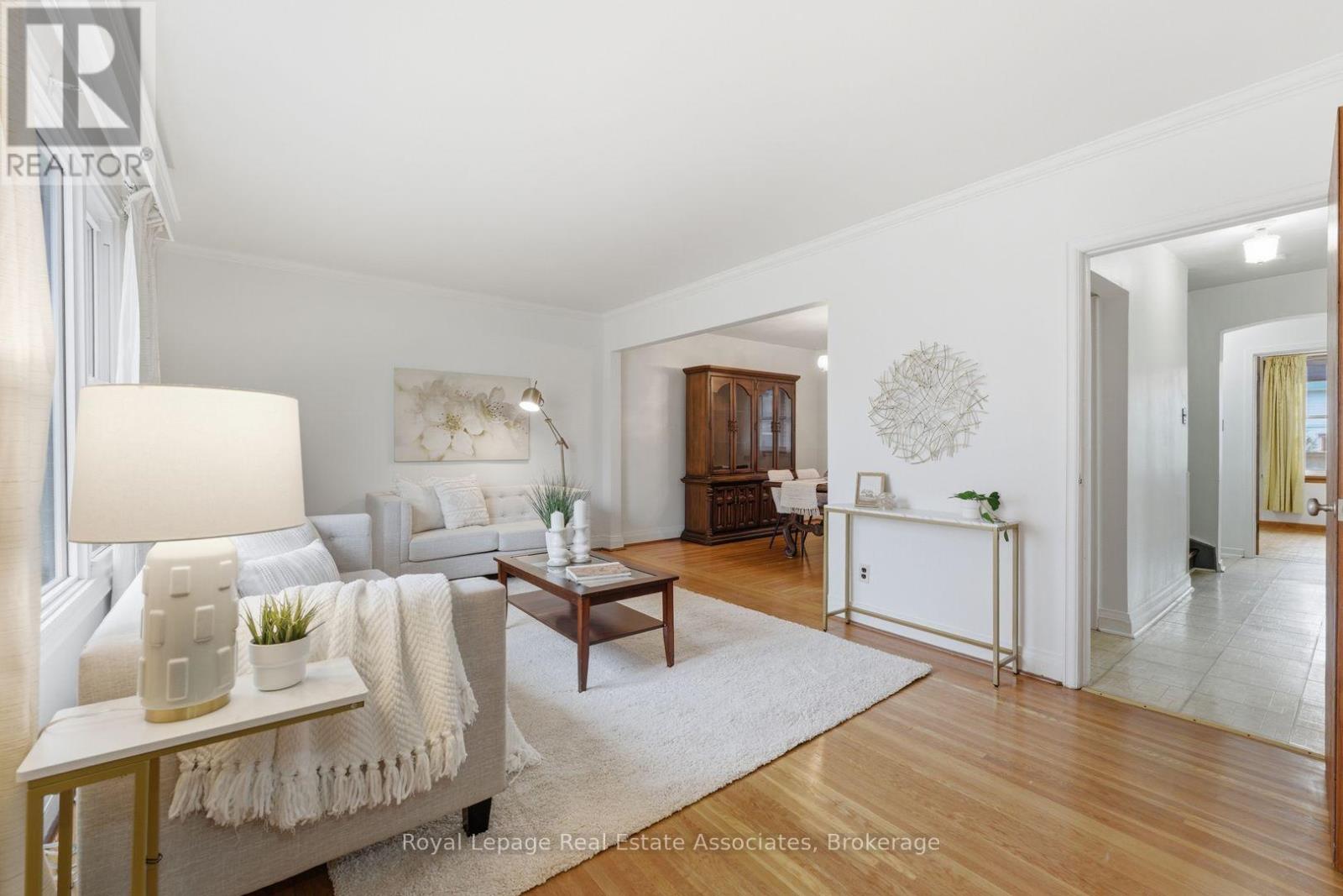 68 Gair Drive, Toronto, Ontario  M8W 4P8 - Photo 3 - W12918608