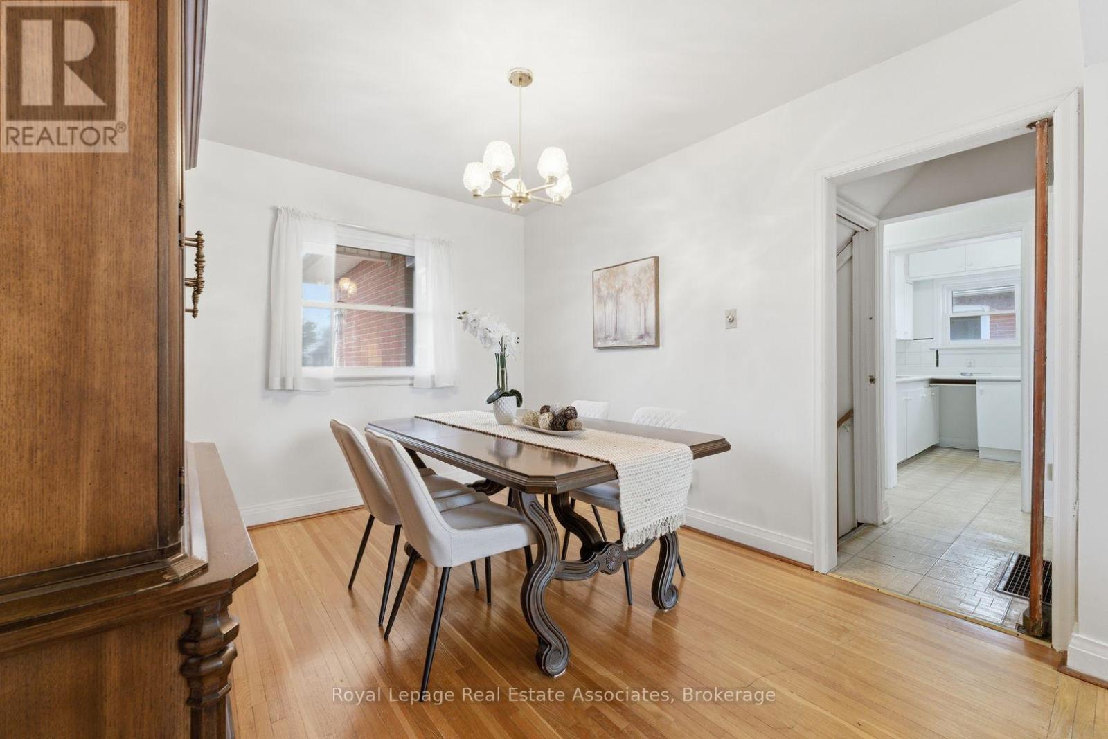 68 Gair Drive, Toronto, Ontario  M8W 4P8 - Photo 8 - W12918608