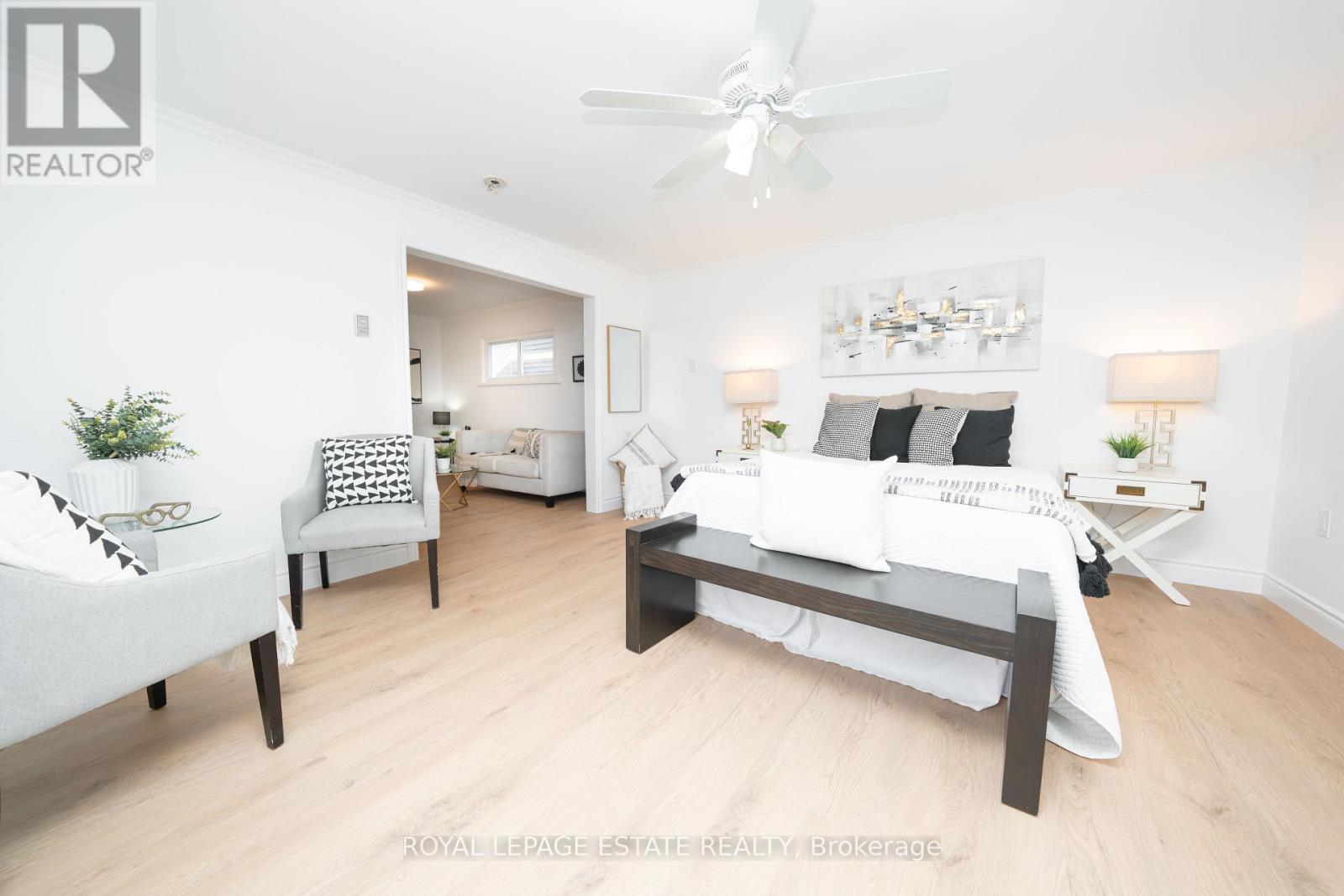 474 Sandlewood Road, Oakville, Ontario  L6L 3S4 - Photo 9 - W12918620