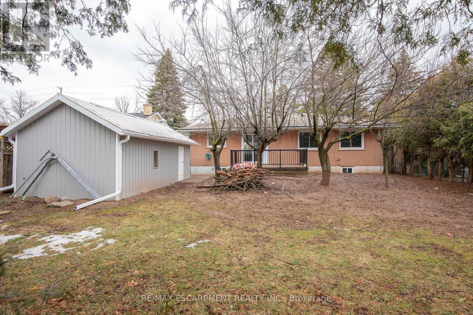 402 Third Line, Oakville, Ontario  L6L 4A5 - Photo 39 - W12918630