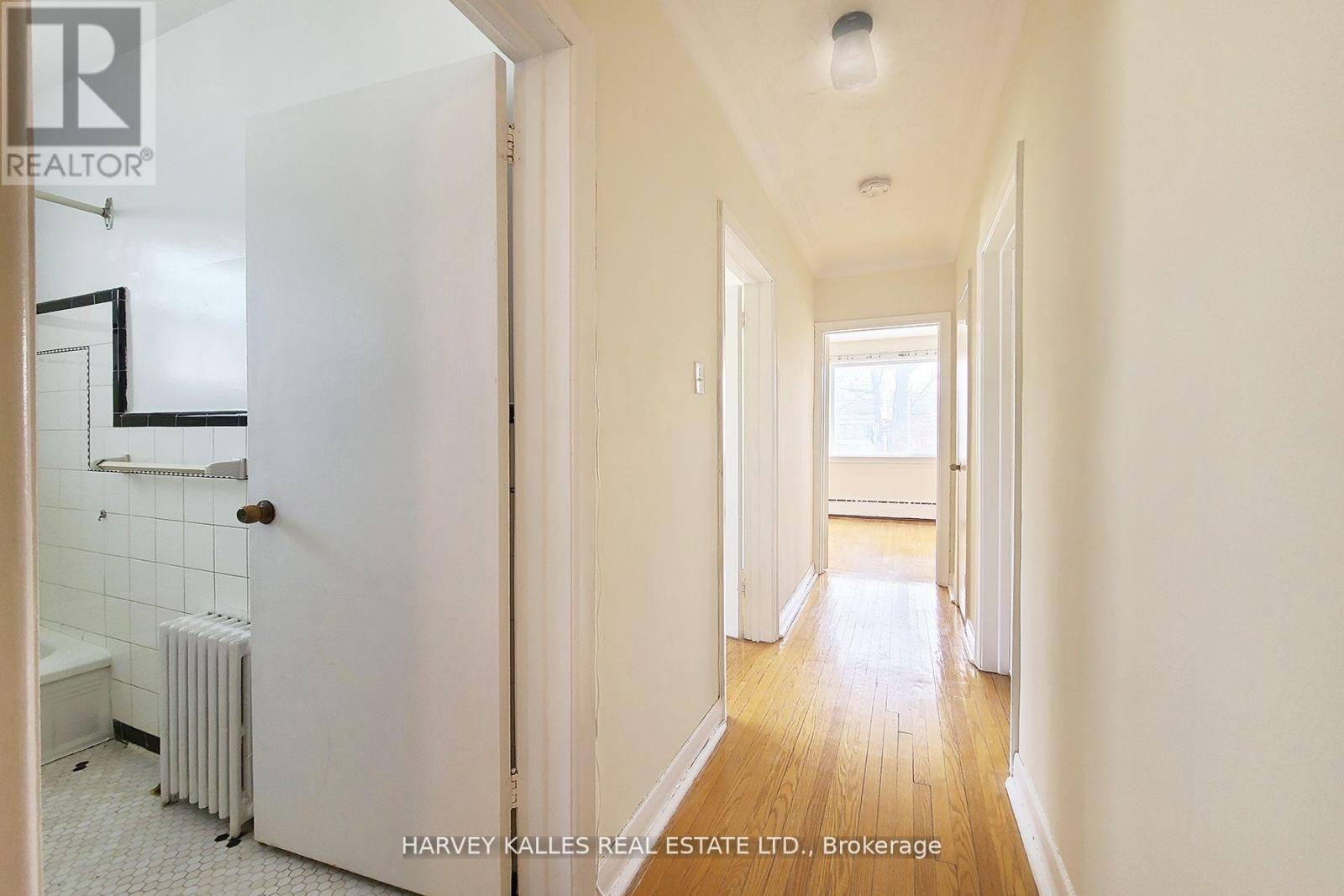 103 & 105 Gilmour Avenue, Toronto, Ontario  M6P 3B2 - Photo 11 - W12918646