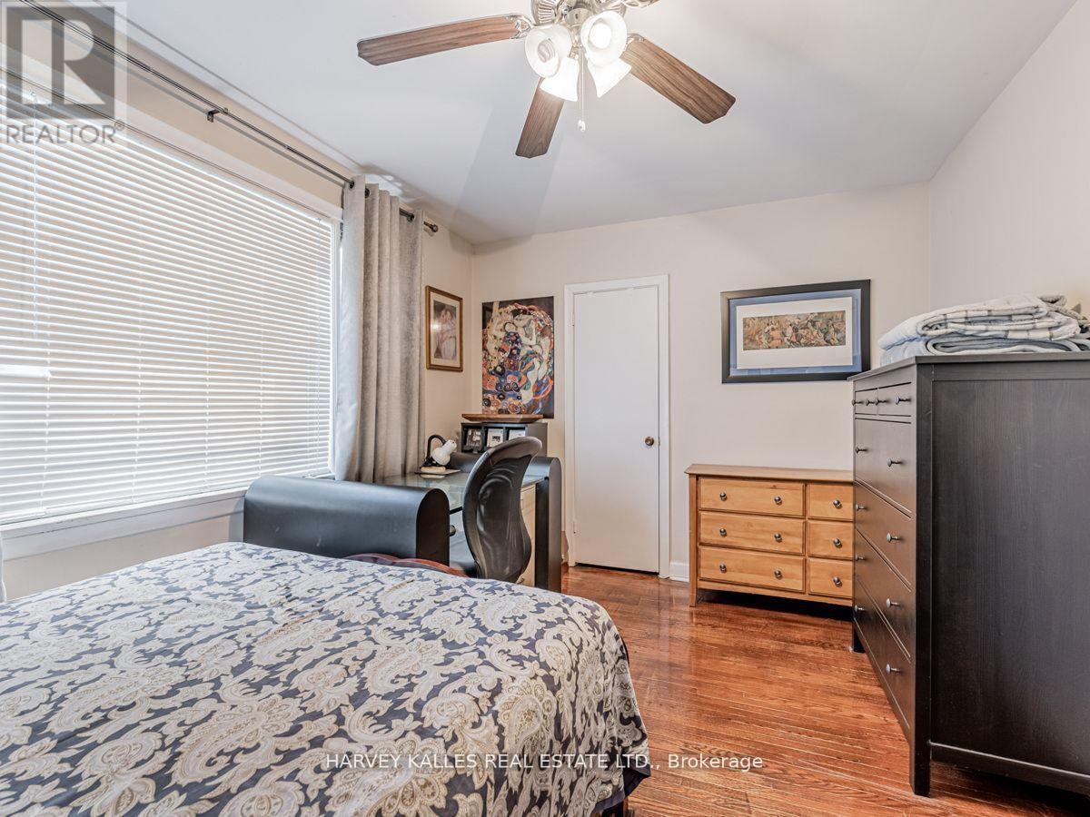 103 & 105 Gilmour Avenue, Toronto, Ontario  M6P 3B2 - Photo 27 - W12918646