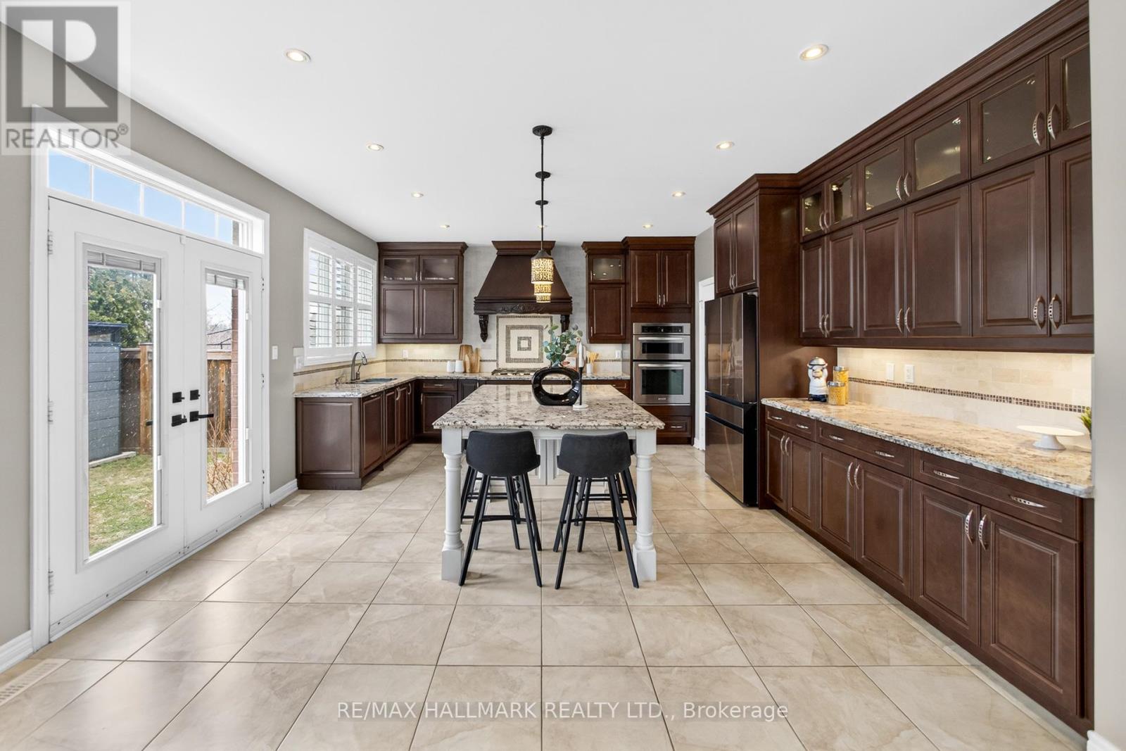 358 Malboeuf Court, Milton, Ontario  L9T 7Y3 - Photo 18 - W12918656