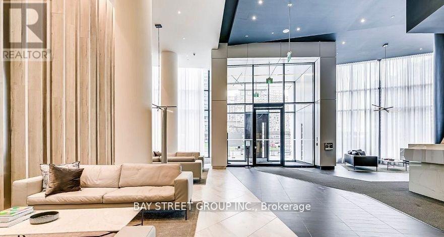 2204 - 3900 Confederation Parkway, Mississauga, Ontario  L5B 0M3 - Photo 23 - W12918680