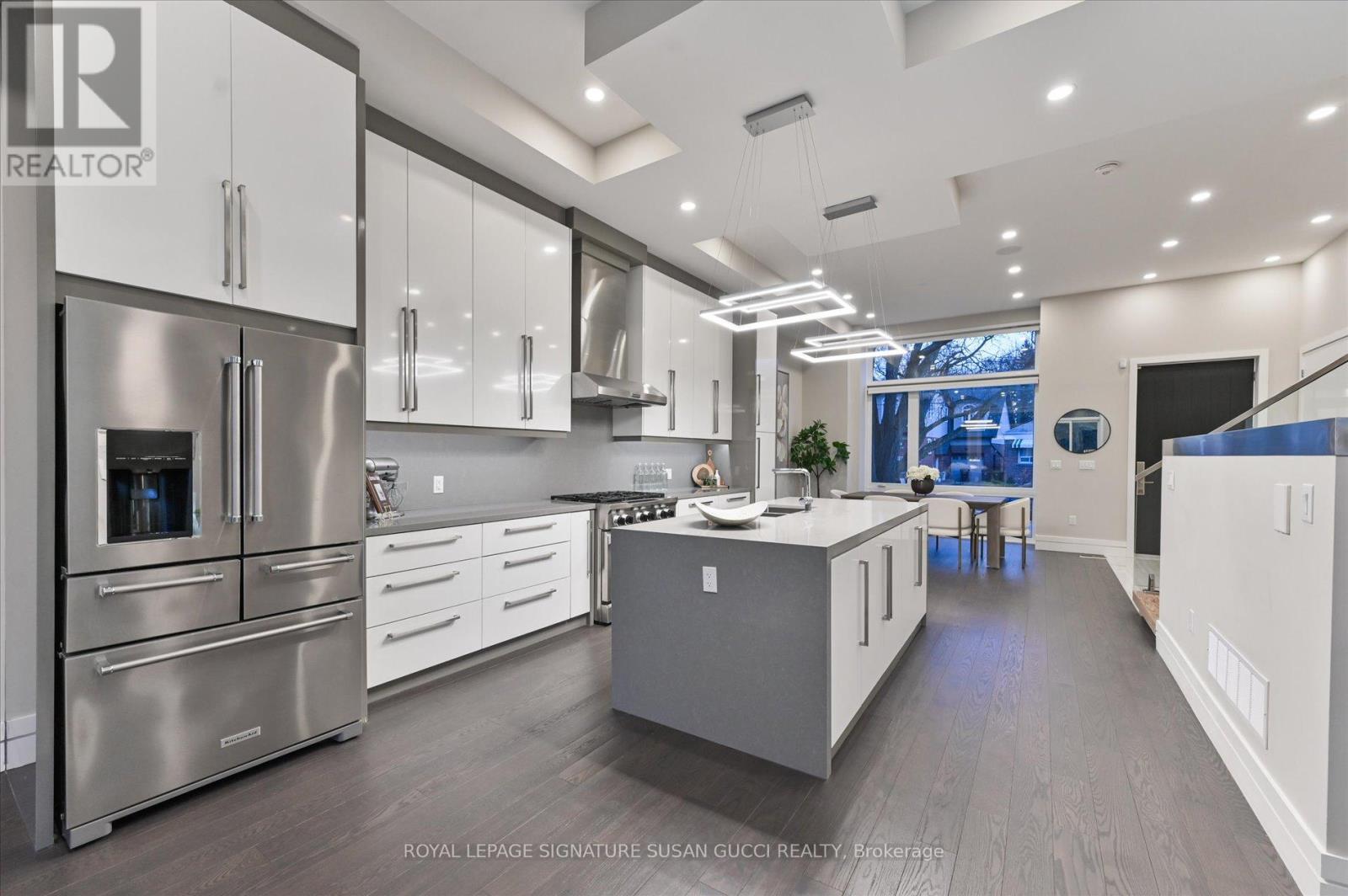 18 Ferris Road, Toronto, Ontario  M4B 1G1 - Photo 11 - E12916244