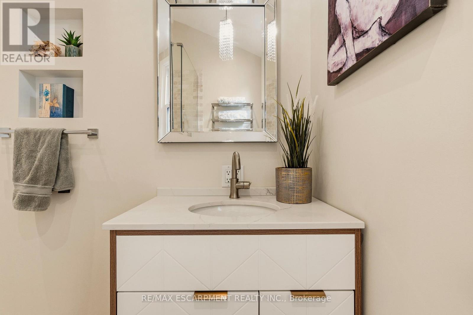 38 Parker Avenue, Hamilton, Ontario  L9G 1A7 - Photo 23 - X12918588