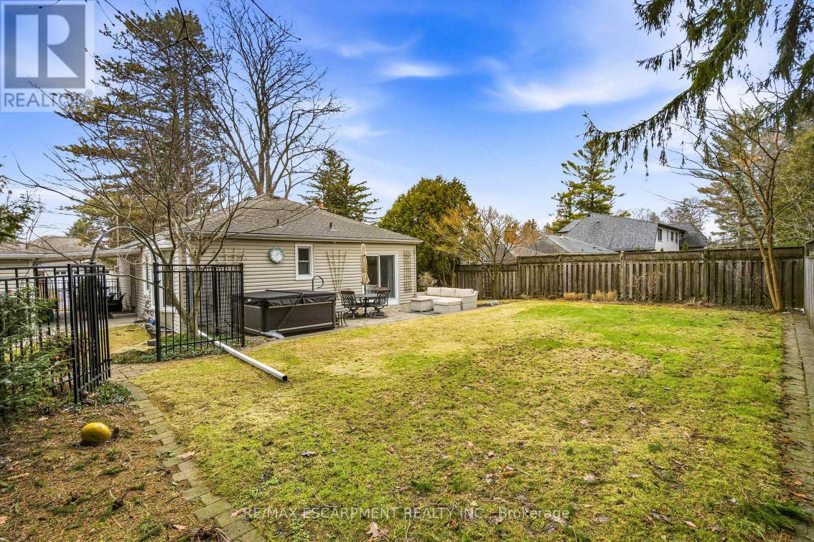 38 Parker Avenue, Hamilton, Ontario  L9G 1A7 - Photo 40 - X12918588