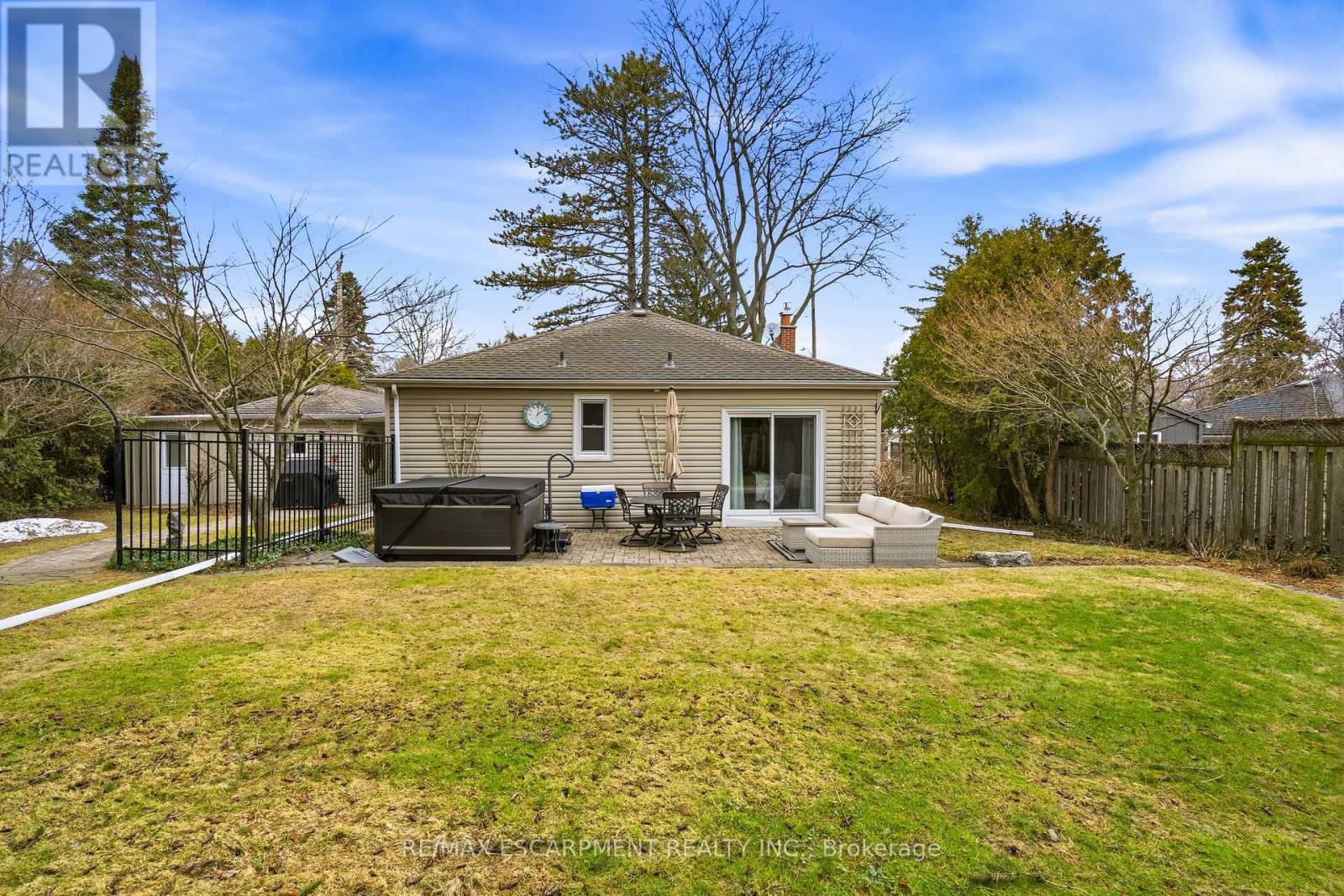 38 Parker Avenue, Hamilton, Ontario  L9G 1A7 - Photo 41 - X12918588