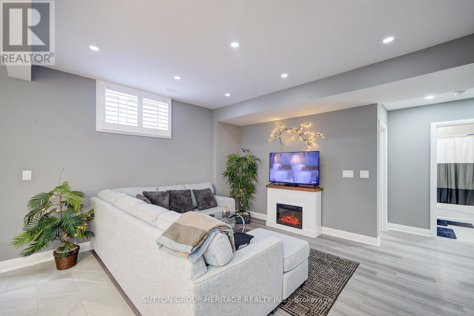 42 Mcfarland Drive, Belleville, Ontario  K8N 2X2 - Photo 25 - X12918598