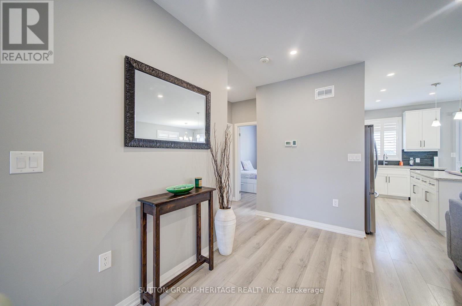 42 Mcfarland Drive, Belleville, Ontario  K8N 2X2 - Photo 4 - X12918598