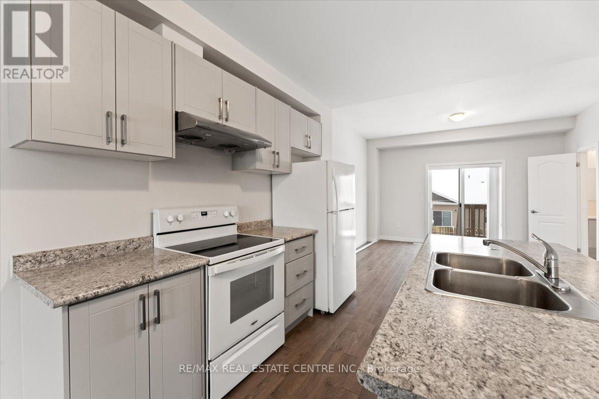 39 Denistoun Street, Welland, Ontario  L3C 0H6 - Photo 15 - X12918660