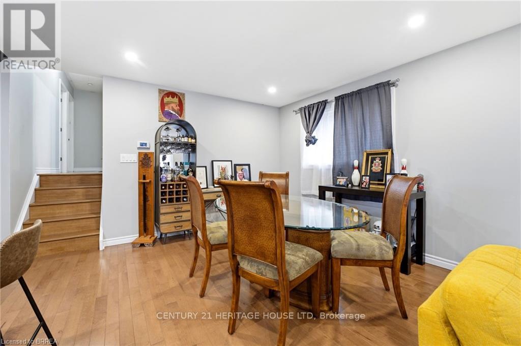 179 Banbury Road, Brantford, Ontario  N3P 1E6 - Photo 10 - X12918668