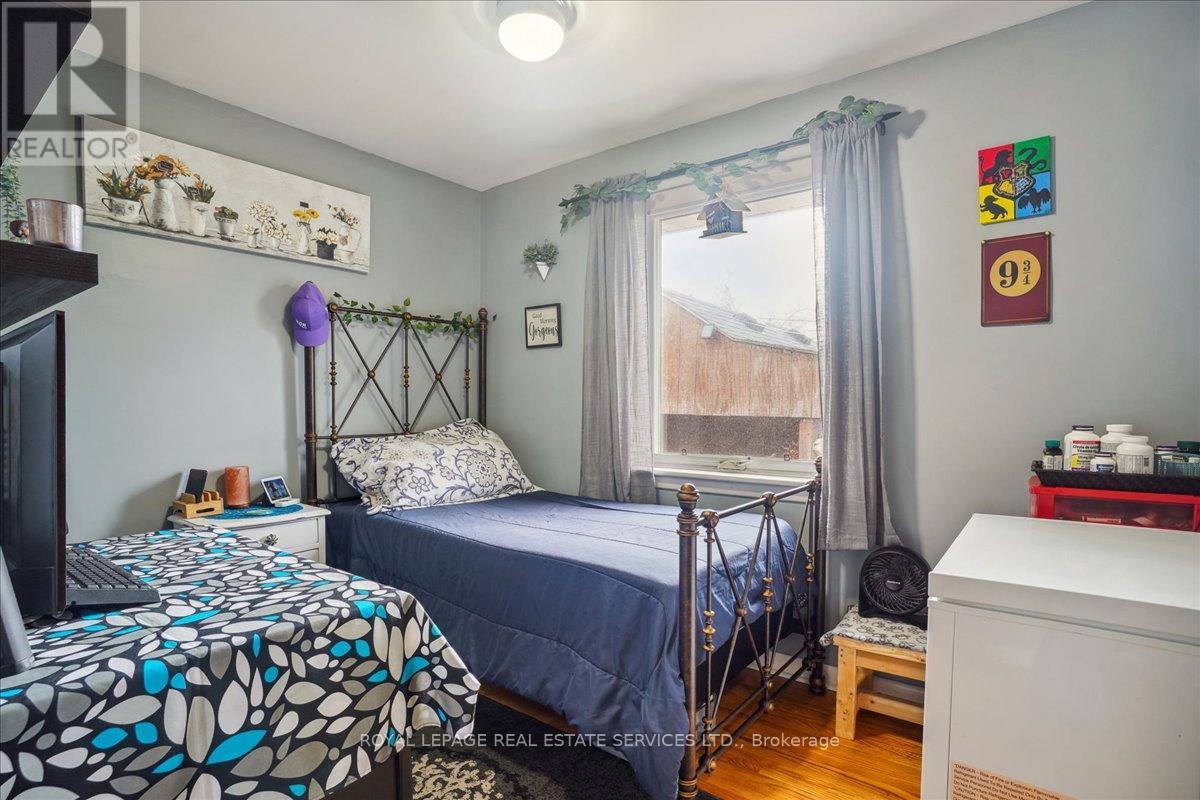 391 East 16th Street, Hamilton (Hill Park), Ontario  L9A 4K4 - Photo 13 - X12918694