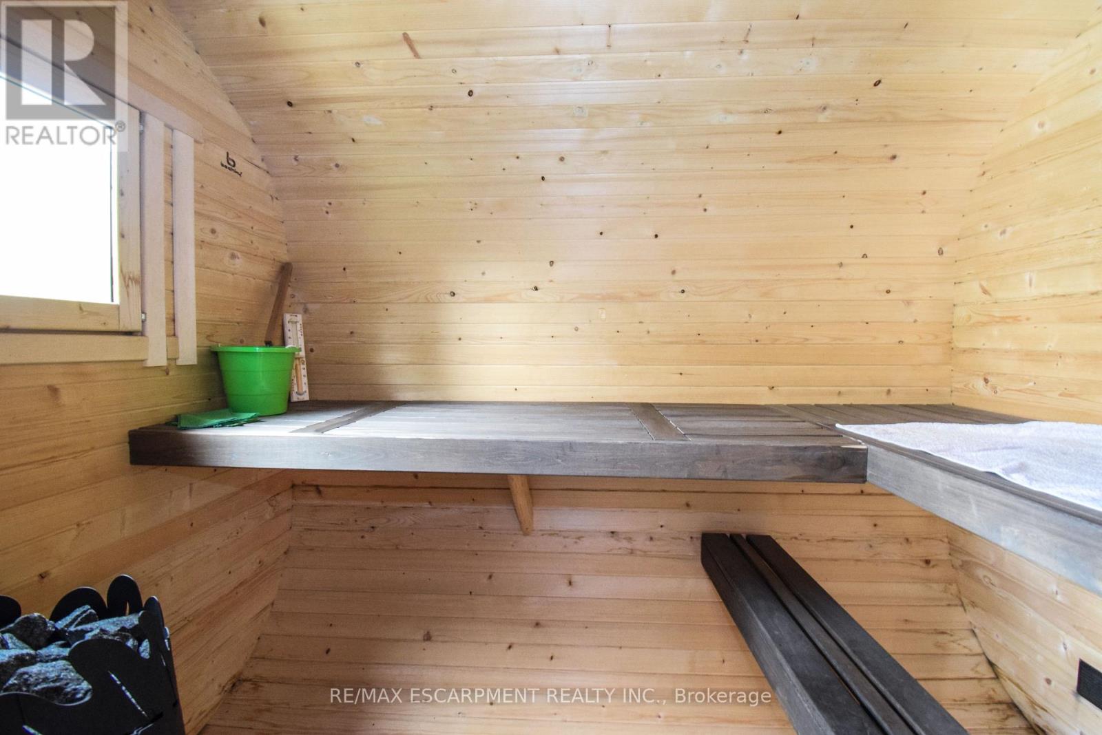 258 Hellems Avenue, Welland, Ontario  L3B 3B7 - Photo 11 - X12918696