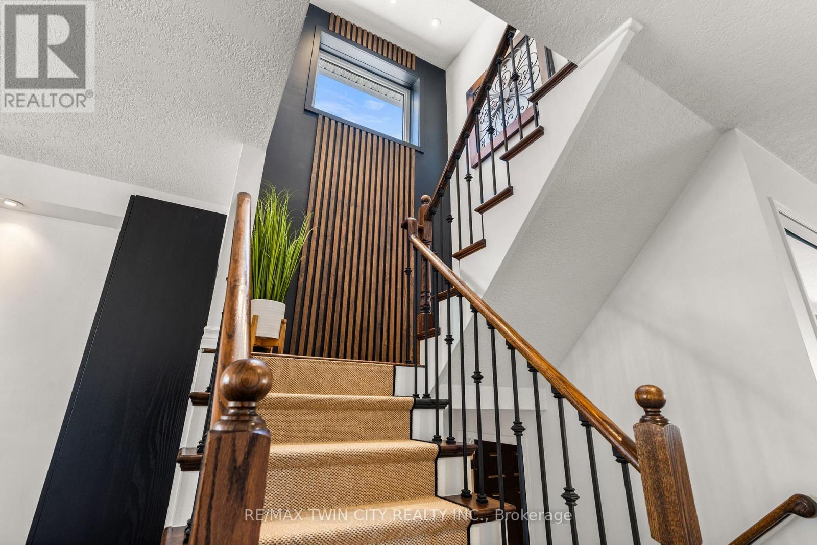 32 Bloomington Drive, Cambridge, Ontario  N1P 1J4 - Photo 22 - X12918716