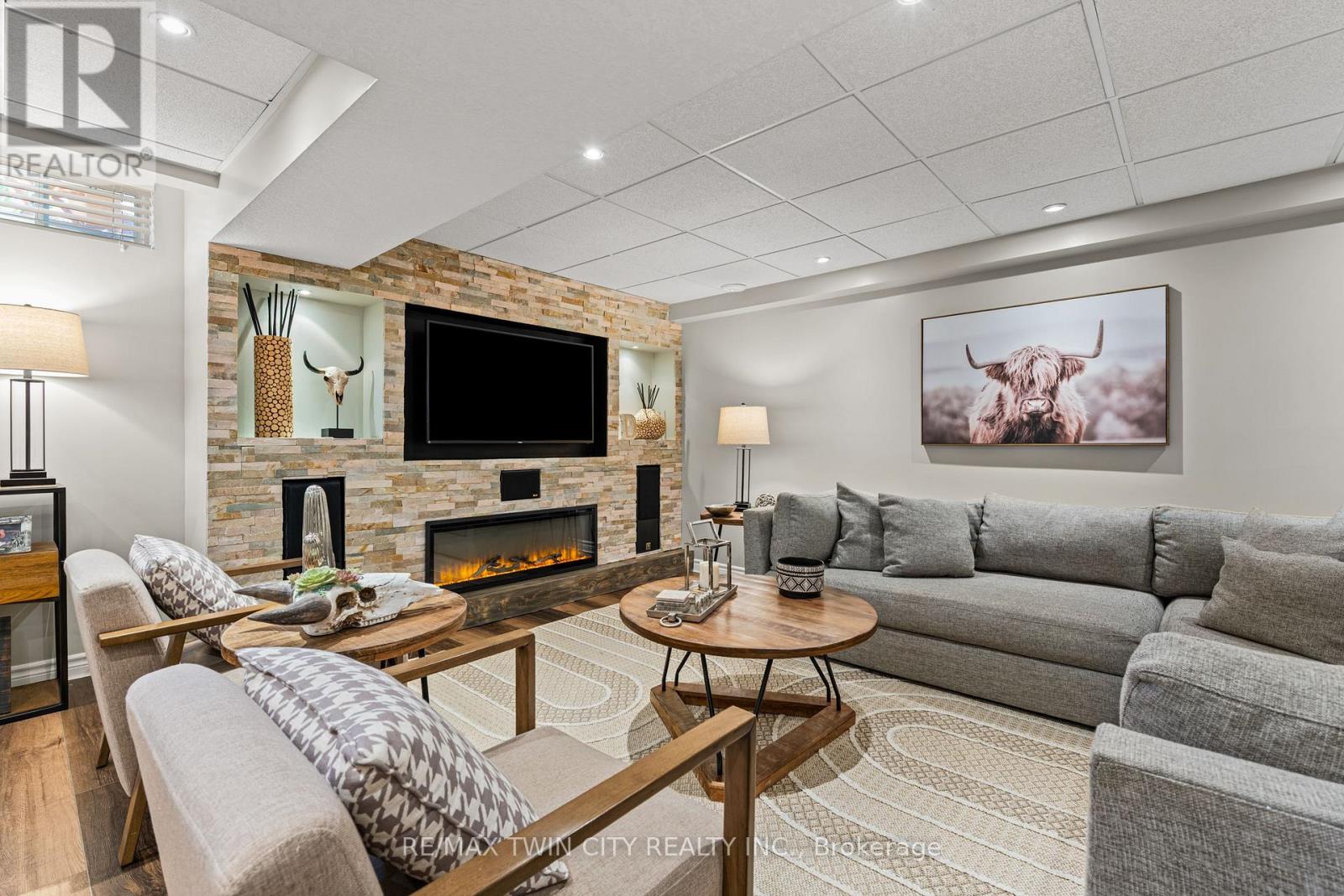 32 Bloomington Drive, Cambridge, Ontario  N1P 1J4 - Photo 35 - X12918716