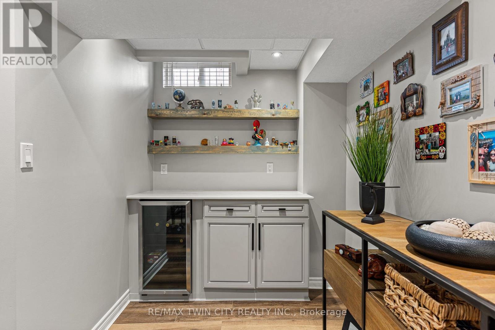 32 Bloomington Drive, Cambridge, Ontario  N1P 1J4 - Photo 39 - X12918716