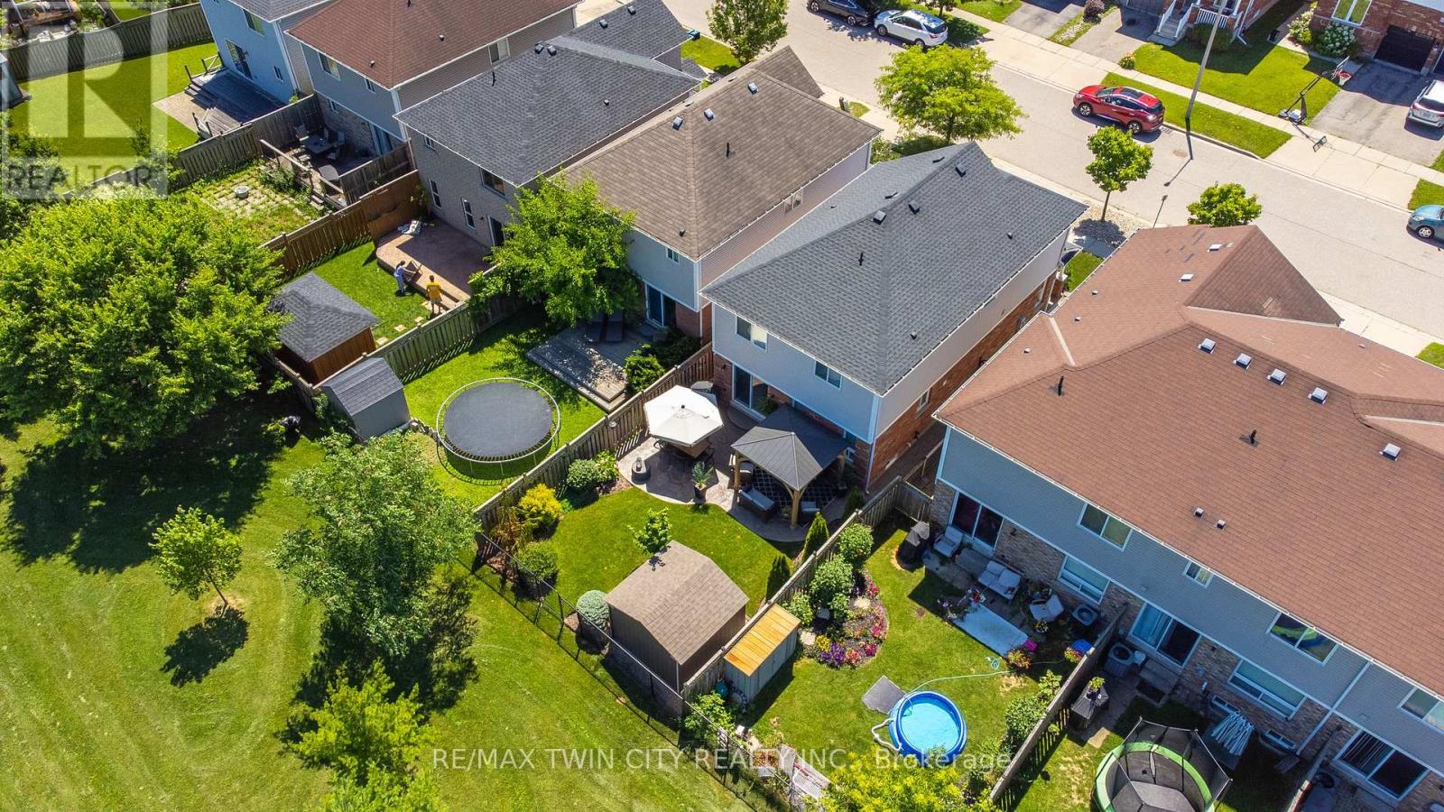 32 Bloomington Drive, Cambridge, Ontario  N1P 1J4 - Photo 46 - X12918716