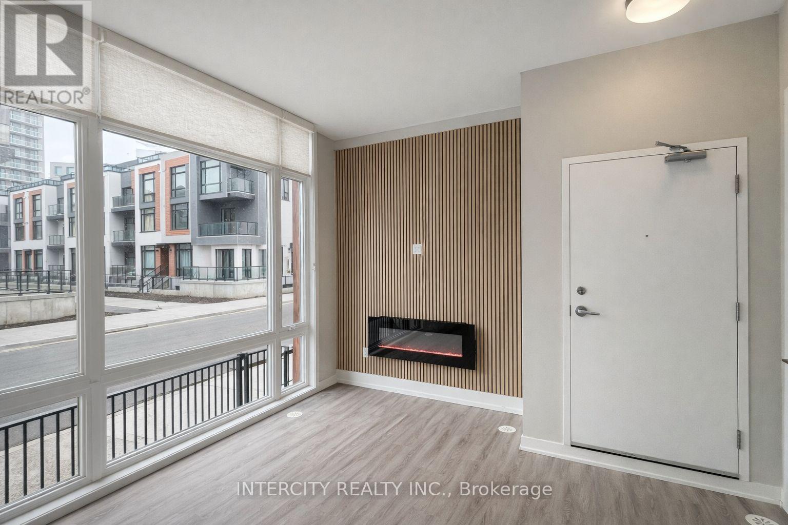 1505 - 11 David Eyer Road, Richmond Hill, Ontario  L4S 1M4 - Photo 6 - N12916942