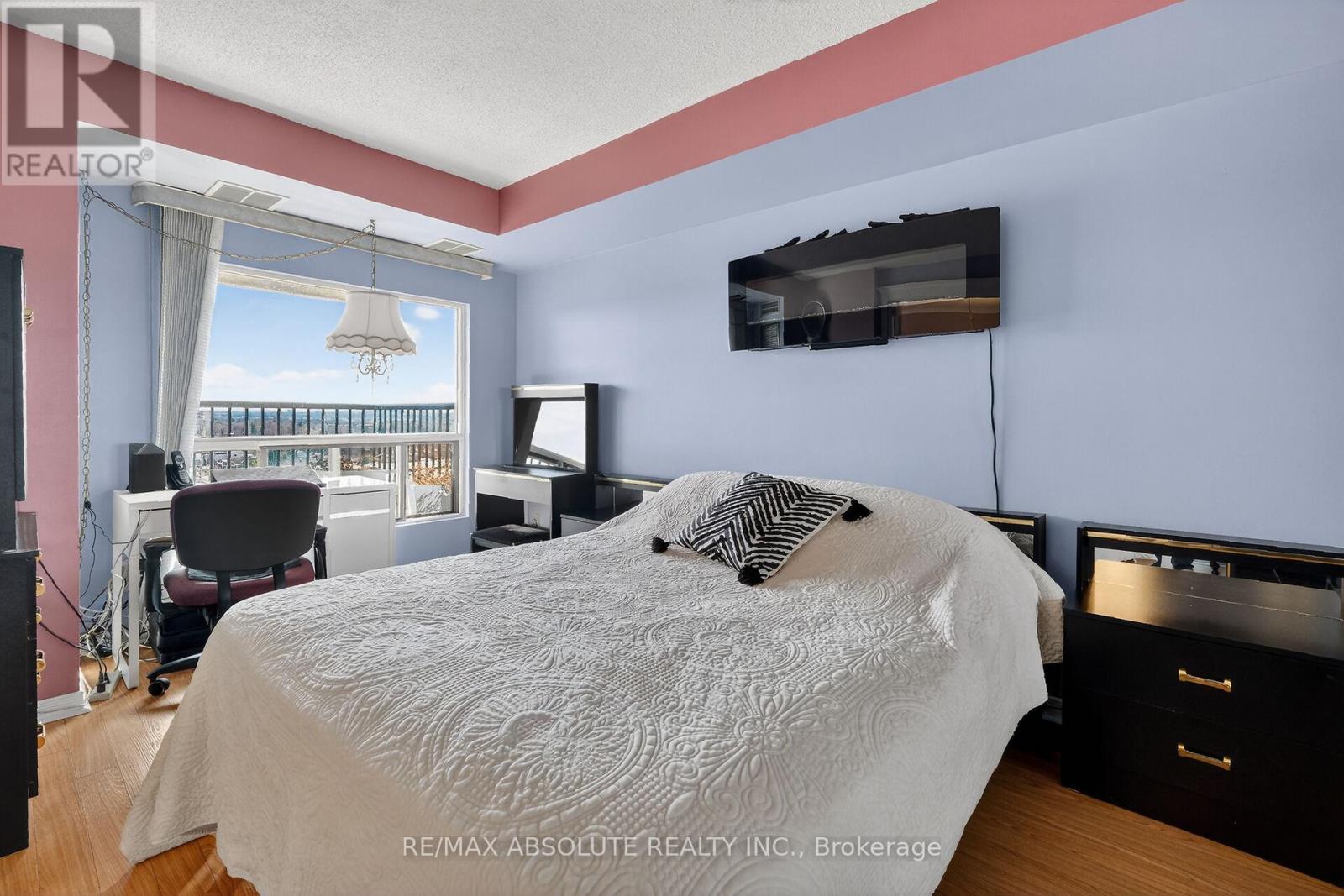 806 - 545 St Laurent Boulevard, Ottawa, Ontario  K1K 4H9 - Photo 23 - X12915400