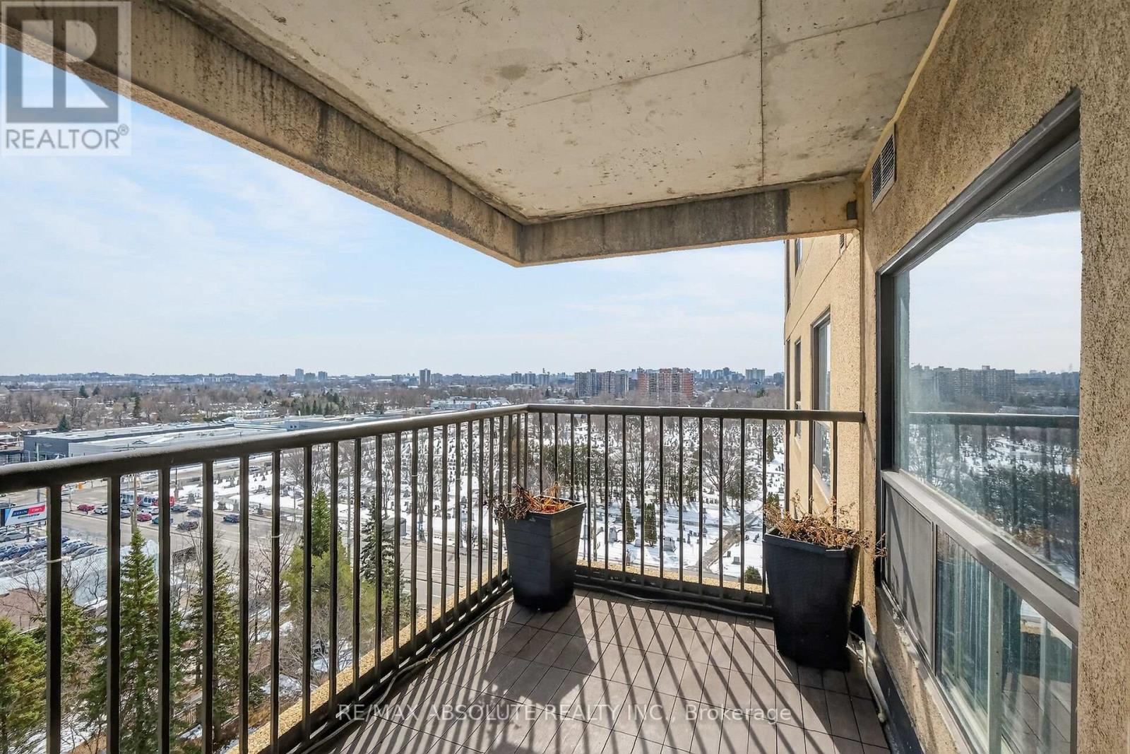 806 - 545 St Laurent Boulevard, Ottawa, Ontario  K1K 4H9 - Photo 36 - X12915400